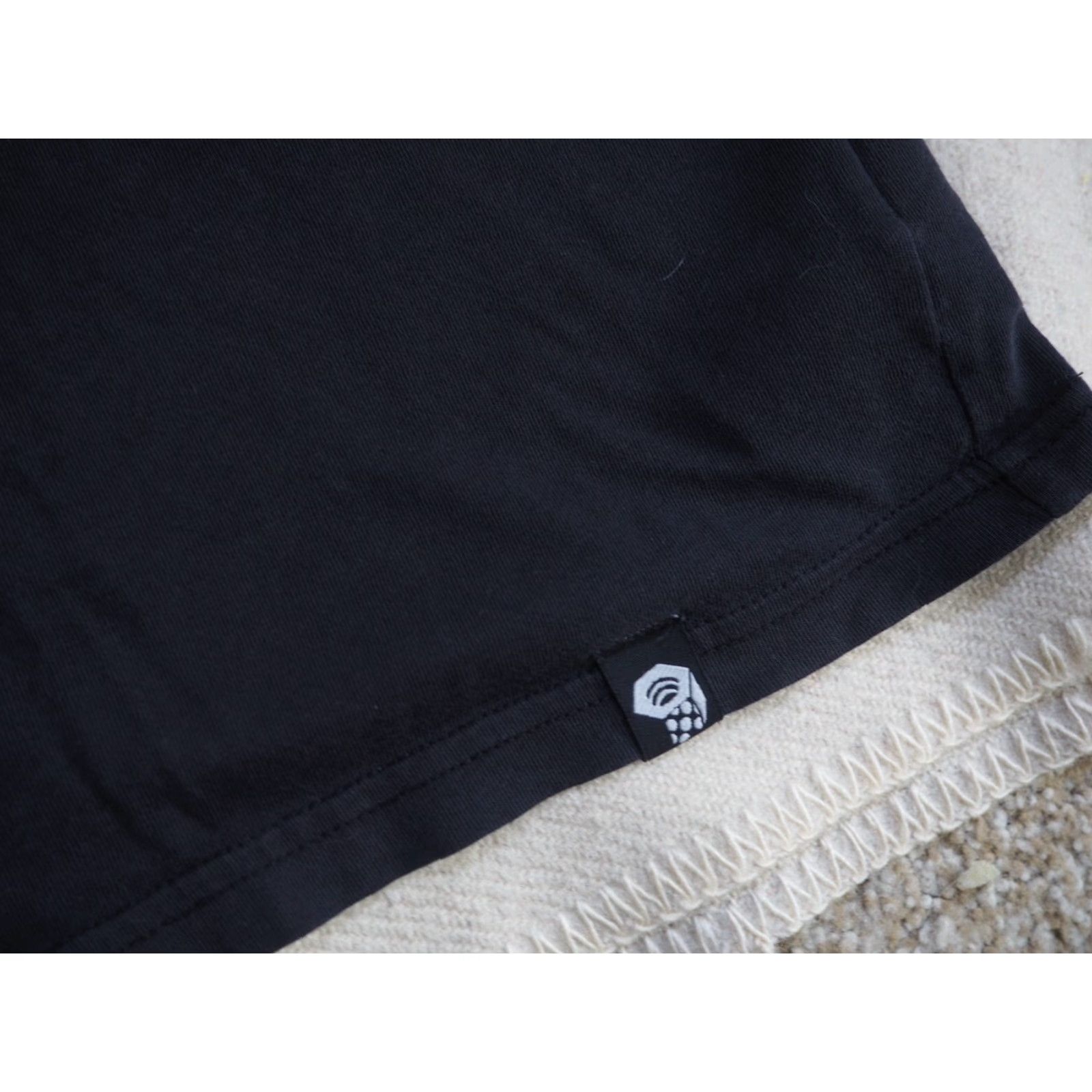 Mountain Hardwear Mountain Hardwear Rock Climbing Outdoor Nuts Art Faded Black T-Shirt Mens XL Size US XL / EU 56 / 4 - 4 Thumbnail