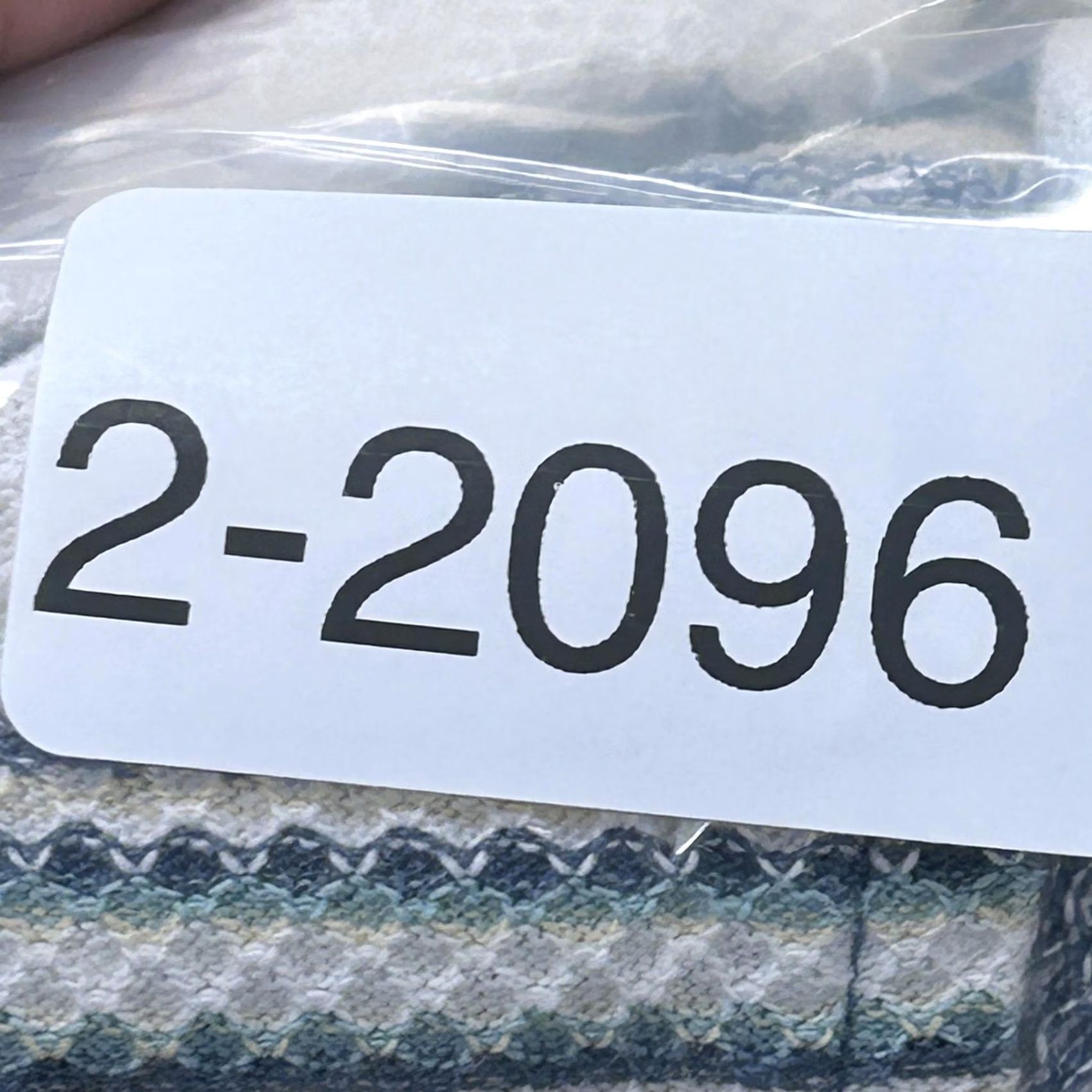Izod Izod Polo Shirt Men Large White Stripe 100% Cotton Malaysia Casual Knit - Pre-Owned Size US L / EU 52-54 / 3 - 6 Thumbnail