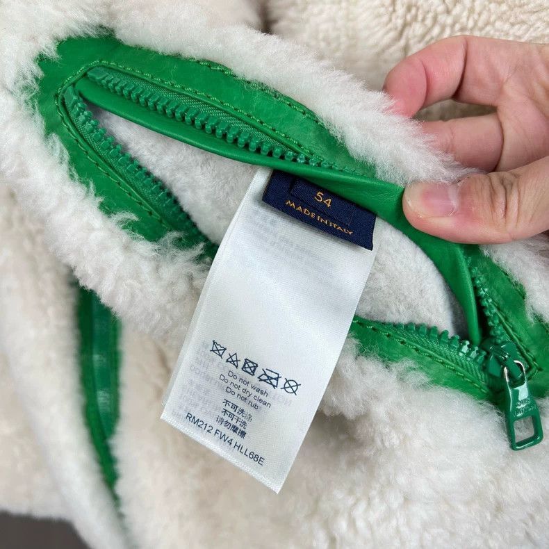Louis Vuitton Louis Vuitton White Green Fur Jacket-2506 Size US L / EU 52-54 / 3 - 7 Thumbnail