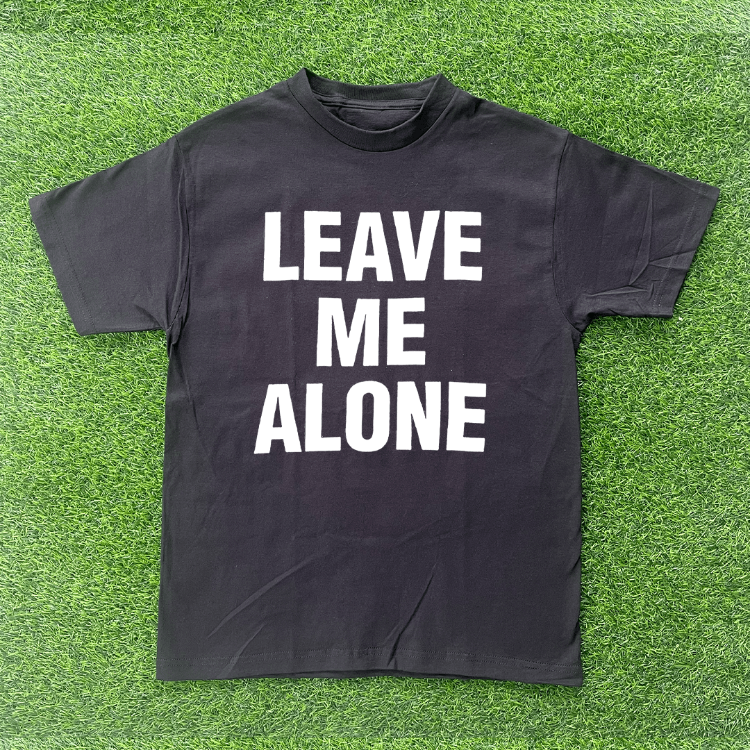 Vintage LEAVE ME ALONE TSHIRT Size US M / EU 48-50 / 2 - 1 Preview
