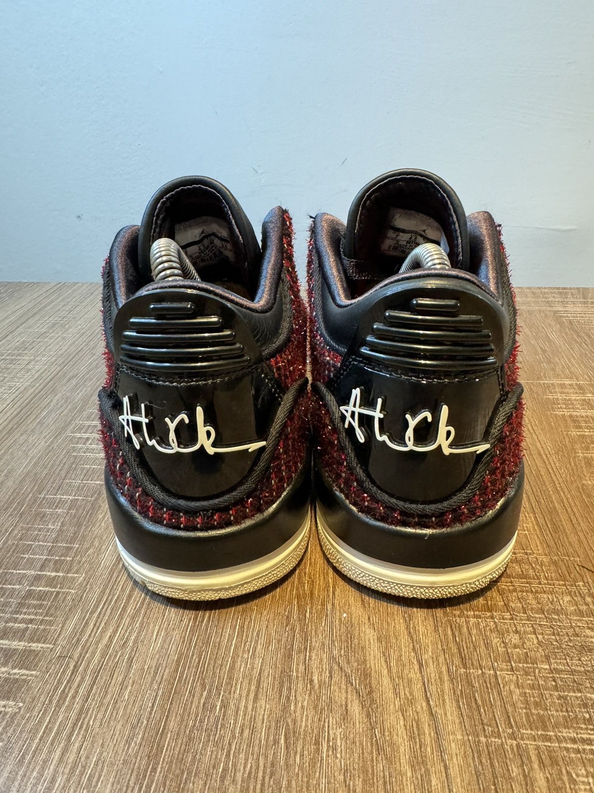 Jordan Brand Size 7 - Jordan 3 Retro x Anna Wintour AWOK 2018 shoes Size US 7 / IT 37 - 4 Thumbnail