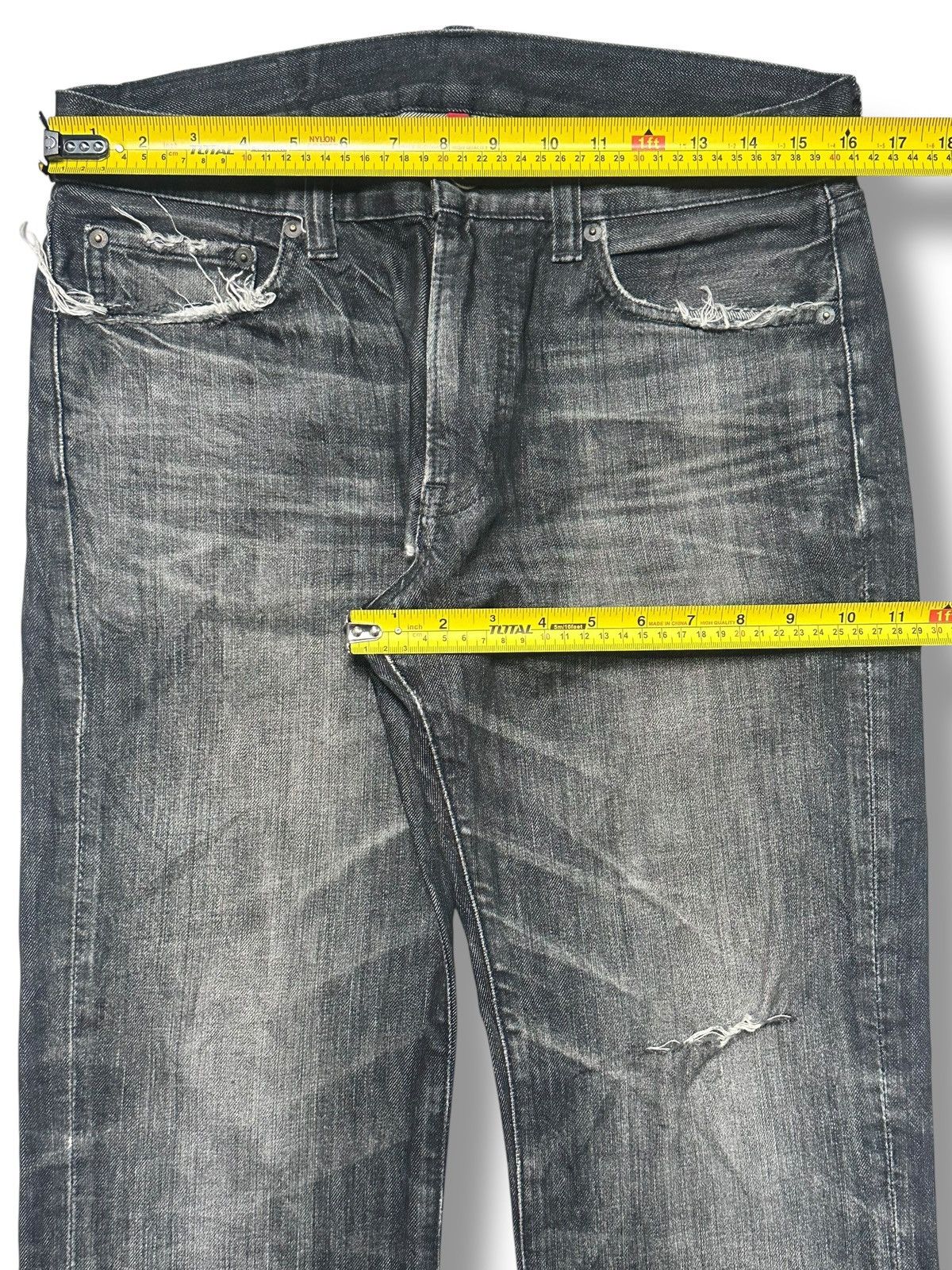 Uniqlo Uniqlo Vintage Distressed Baggy Loose Style Striked & Faded Size US 32 / EU 48 - 15 Thumbnail