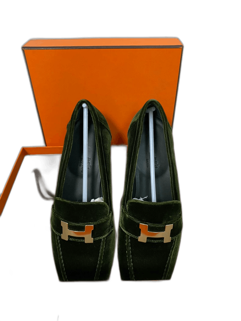 Hermes Hermes Velvet Green Loafers with Box Size US 7 / IT 37 - 1 Thumbnail