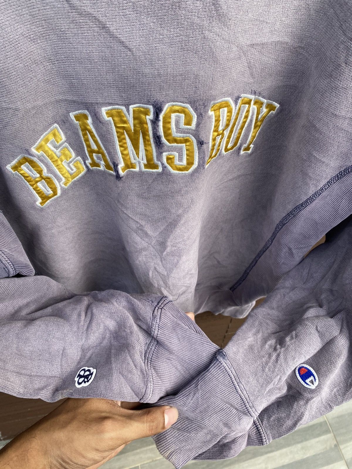 Champion × Vintage Champion distressed vintage Size US L / EU 52-54 / 3 - 4 Thumbnail