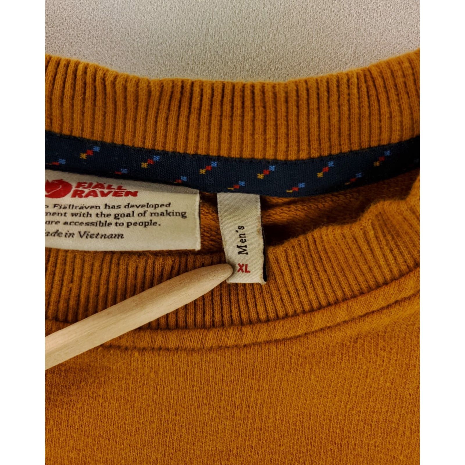 Vintage Fjallraven Sweatshirt Mens XL Yellow Mustard Vardag Long Sleeve Pullover Sweater Size US XL / EU 56 / 4 - 4 Thumbnail