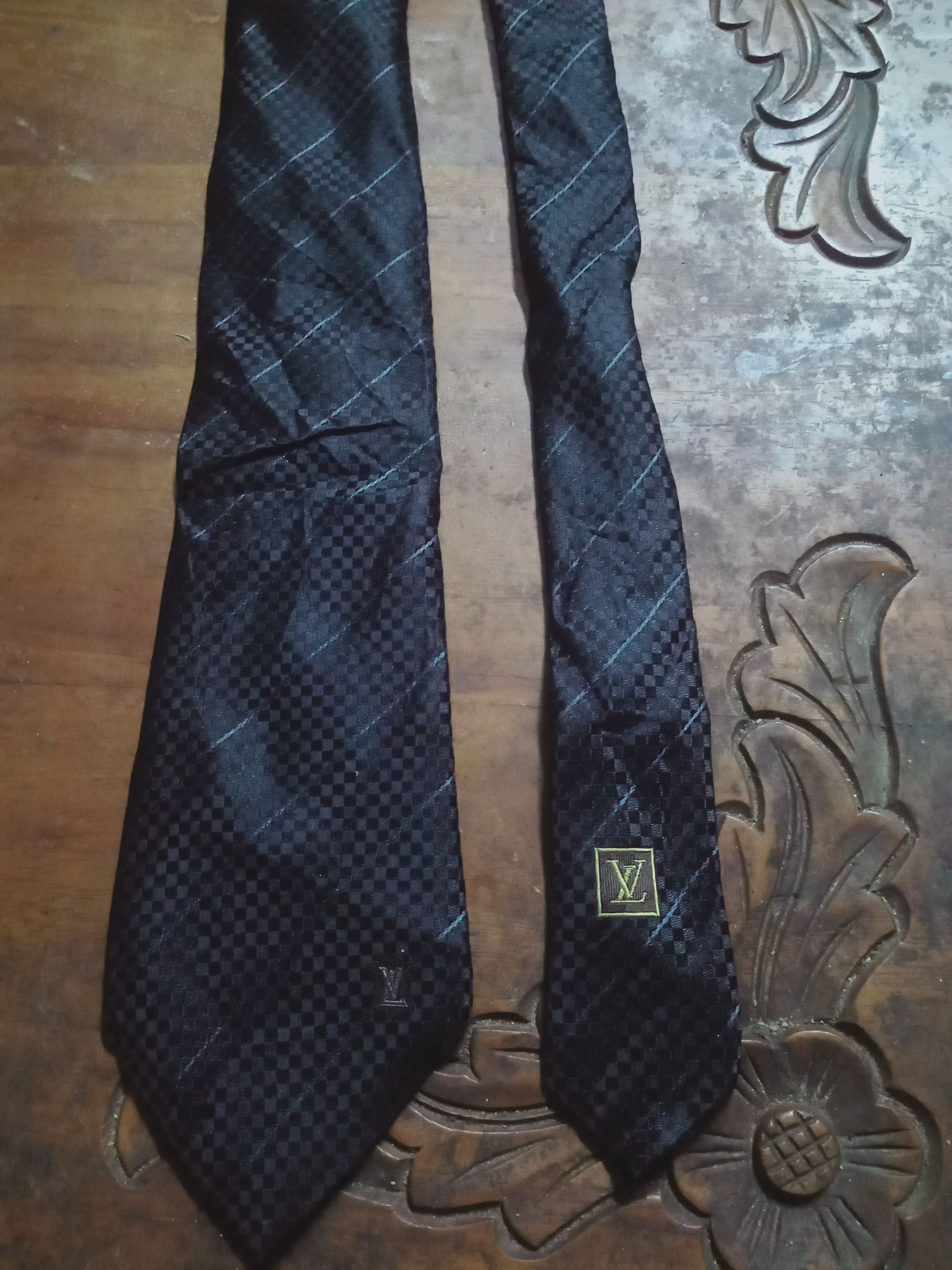 Louis Vuitton Louis Vuitton Black Silk Tie Made in Italy Size ONE SIZE - 2 Thumbnail