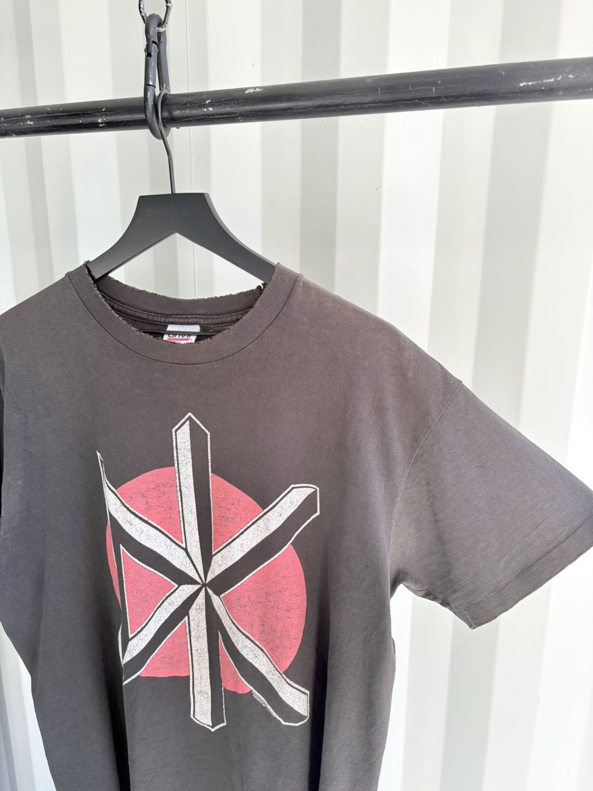 Band Tees Vintage Dead Kennedys Shirt Faded Distressed GRUNGE Band Size US XL / EU 56 / 4 - 4 Thumbnail