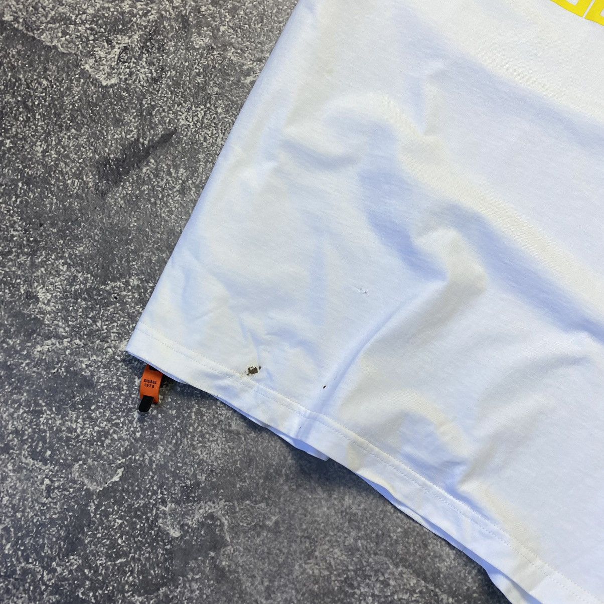 Other Luxury Diesel Designer Big Logo of the back y2k tee Size US L / EU 52-54 / 3 - 5 Thumbnail