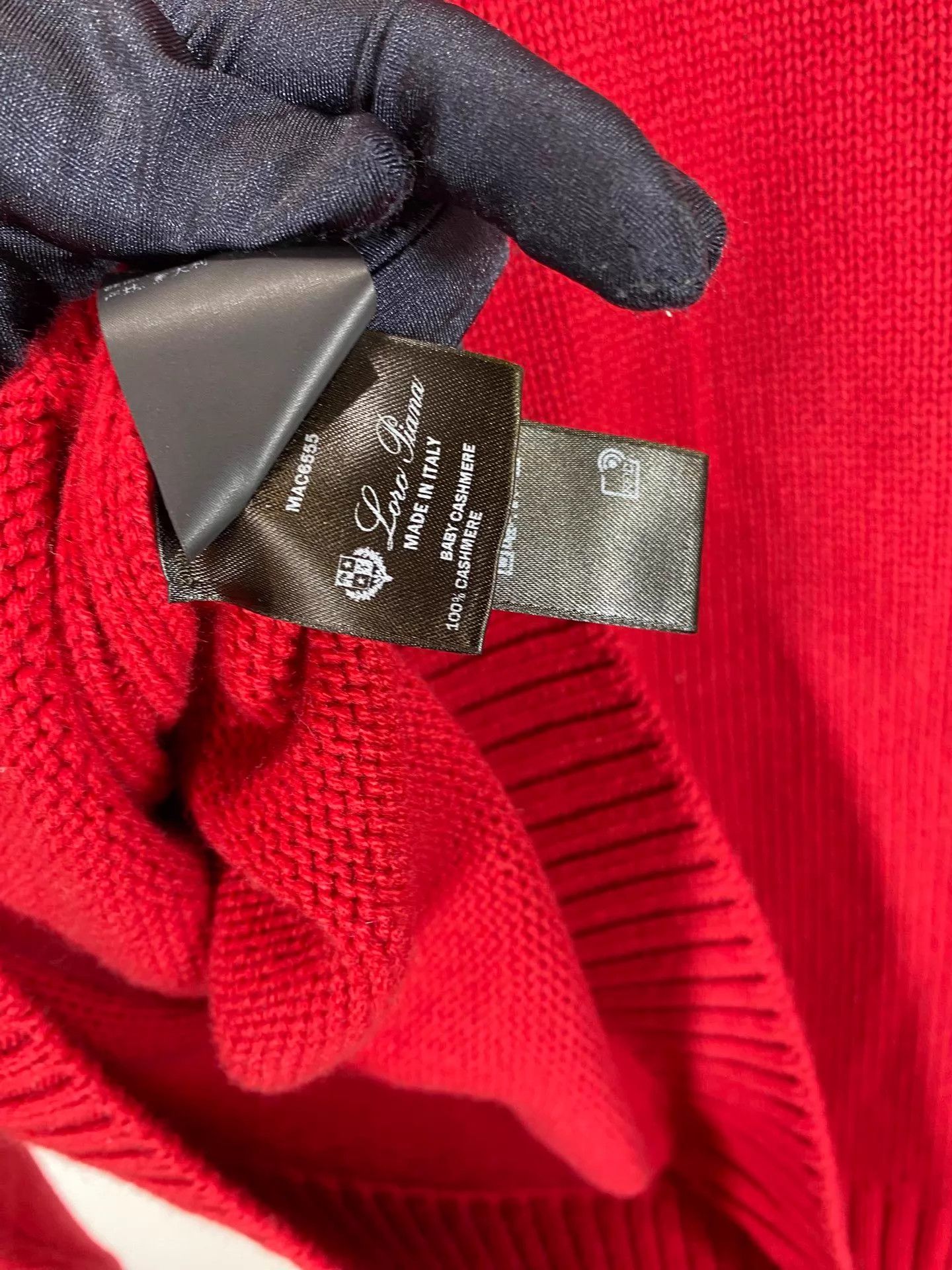 Loro Piana Loro Piana Red Parksville Saddle-Shoulder C Cashmere S 99WT Size S / US 4 / IT 40 - 4 Thumbnail