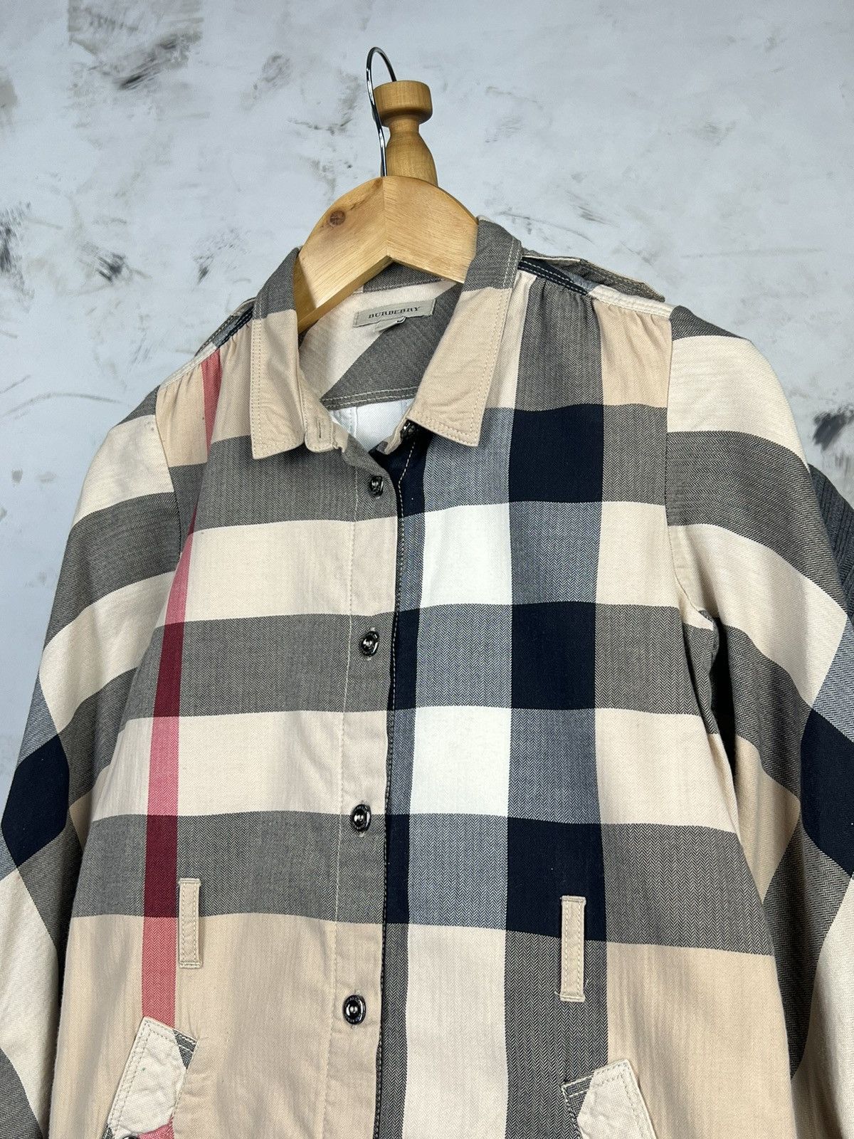 Burberry Burberry Kids Nova Check Shirt Jacket Size 8Y / 128cm Size XXS / US 00 / IT 34 - 2 Thumbnail