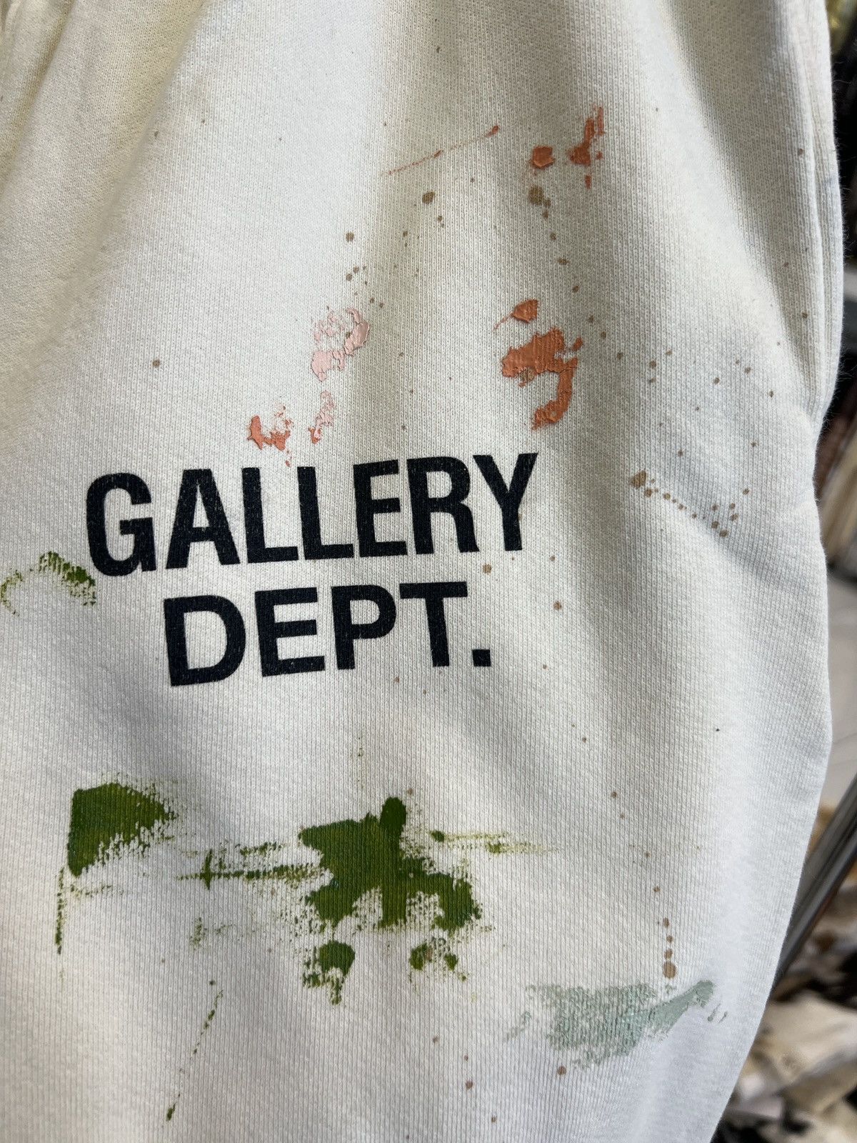 Gallery Dept. Gallery Dept Painted Flare Sweatpants White Size US 34 / EU 50 - 2 Thumbnail