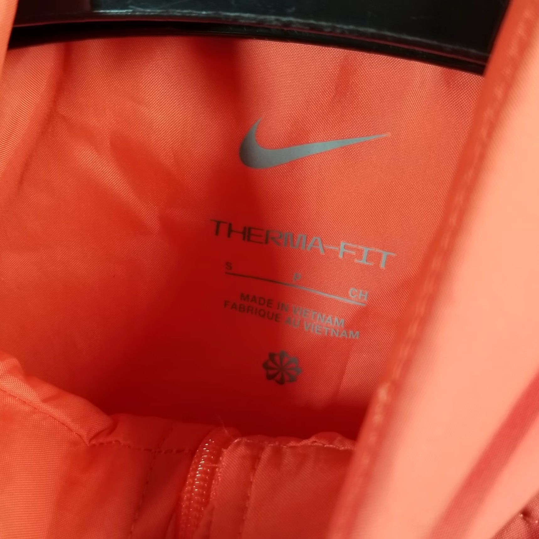 Nike Nike Women’s S Therma-FIT Swift Full-Zip Running Vest Wild Mango FB7537-643 NEW Size S / US 4 / IT 40 - 5 Thumbnail