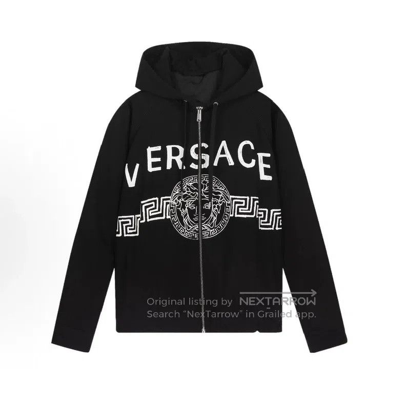 Versace Versace The main line is a classic Medusa LOGO pattern pri Size US L / EU 52-54 / 3 - 8 Thumbnail
