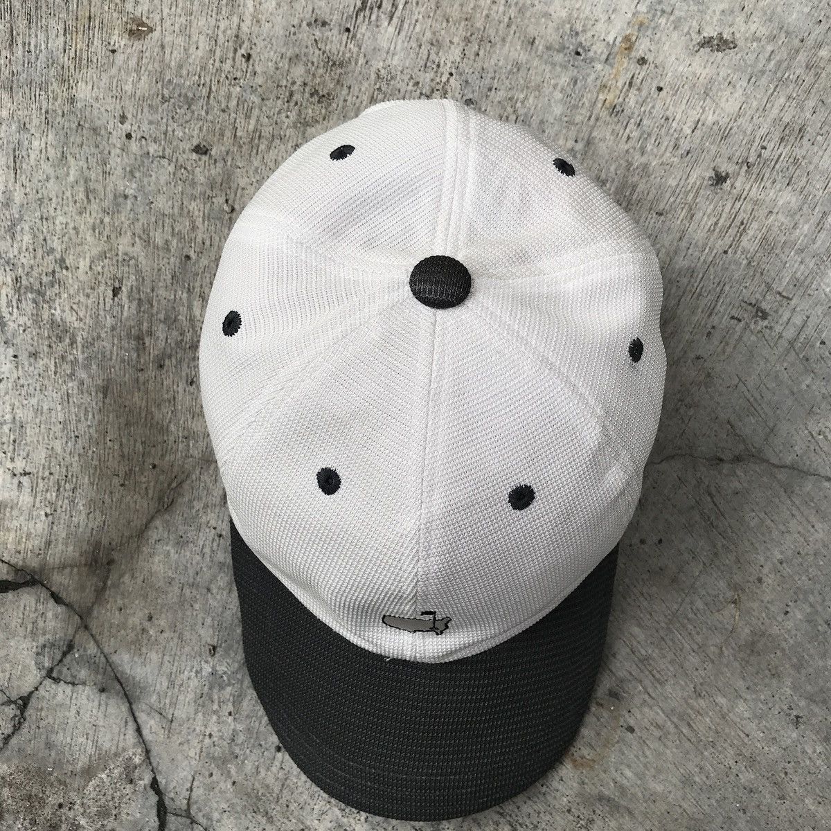 Gear for Sports Twotone masters hat. Comfortable material Size ONE SIZE - 10 Thumbnail