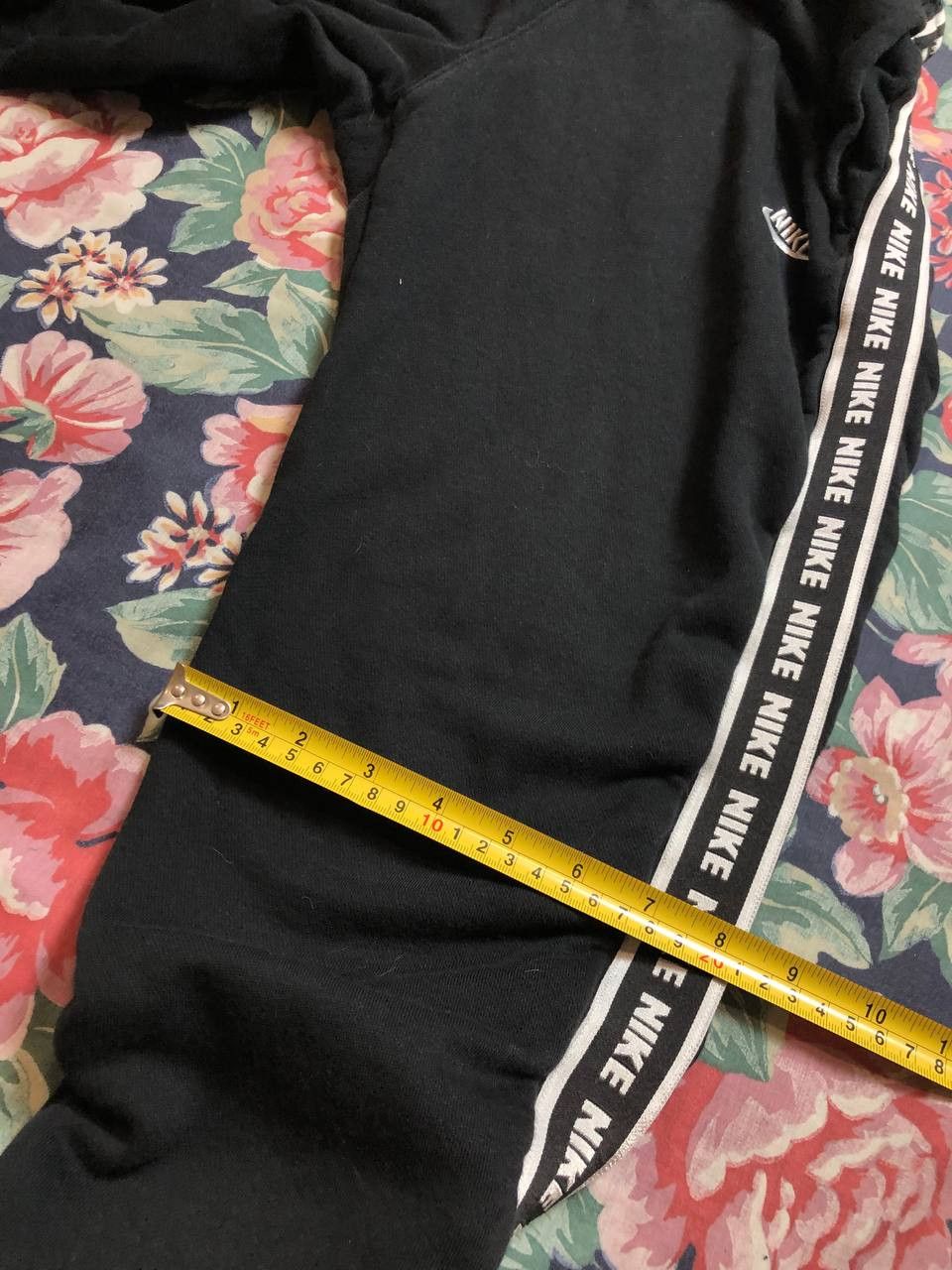 Nike Vintage Nike Y2K Logo Sweatpants Size S Size US 30 / EU 46 - 13 Thumbnail