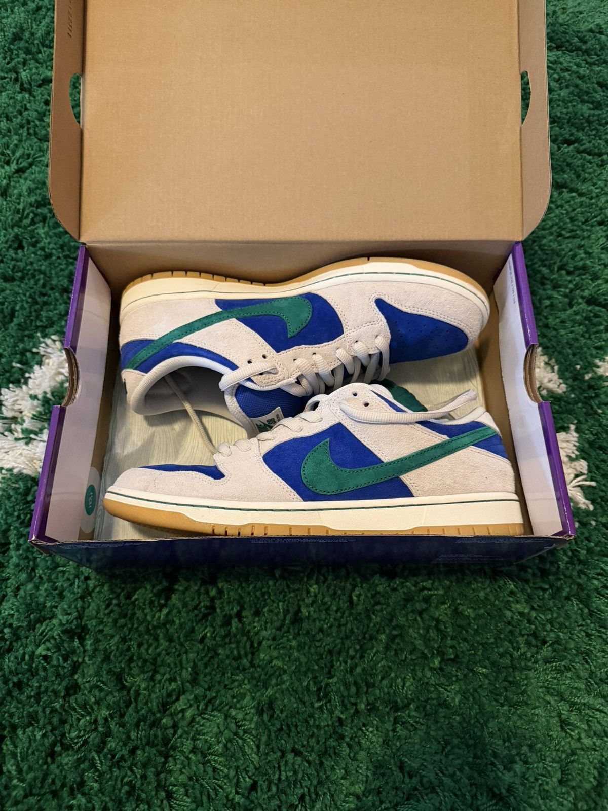 Nike Nike SB Dunk Low Phantom Malachite 11 Size US 11 / EU 44 - 1 Thumbnail