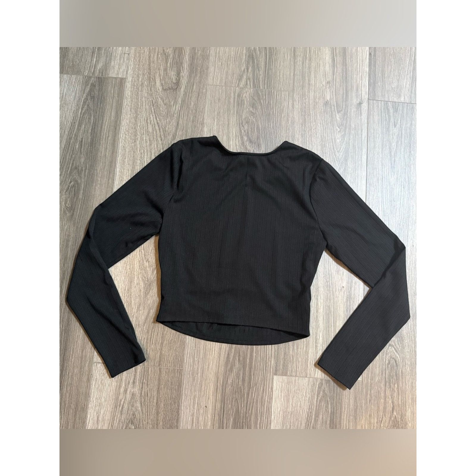 Lovers and Friends Lovers and Friends Clea Crop Top in Black Size Medium NWT Size M / US 6-8 / IT 42-44 - 5 Thumbnail