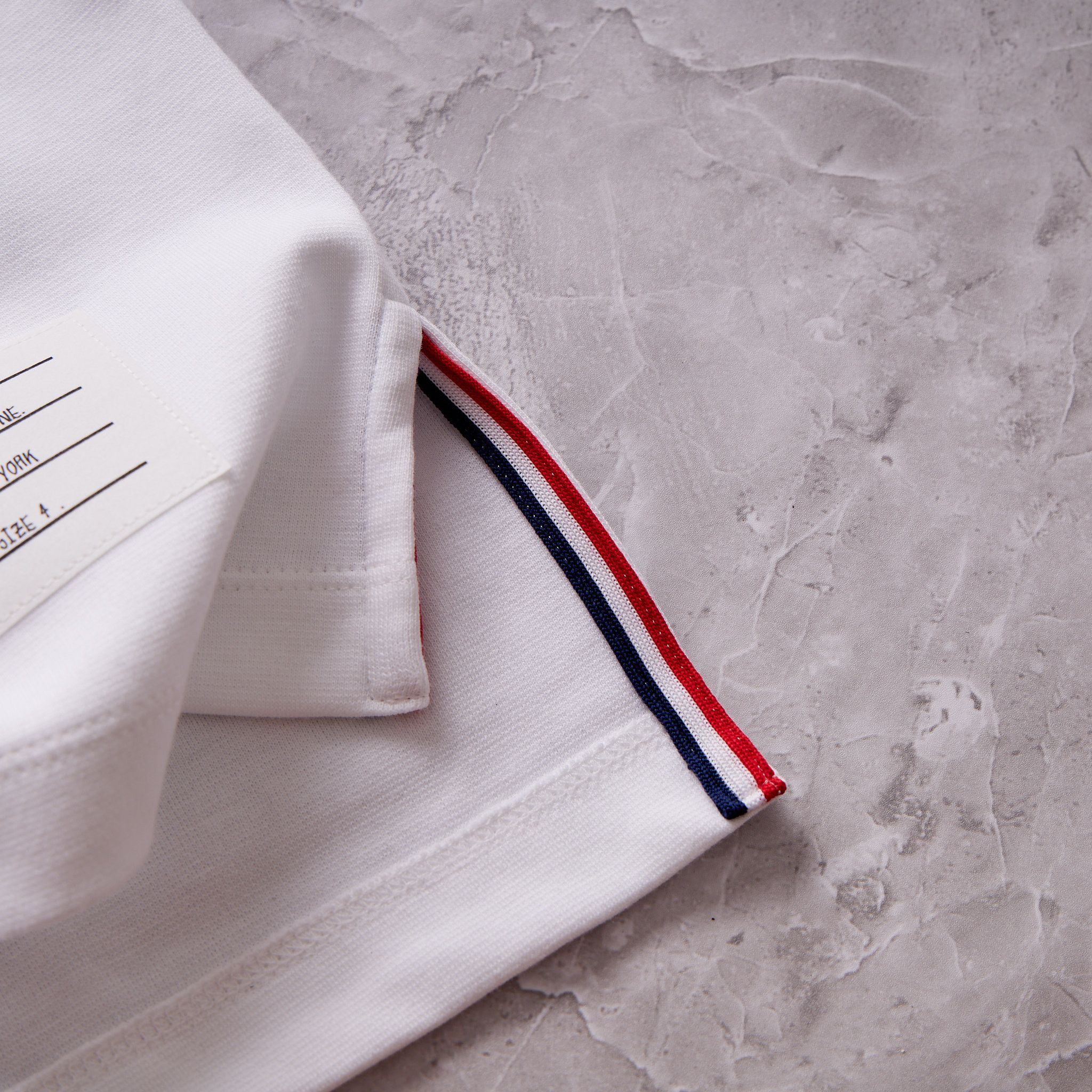 Thom Browne THOM BROWNE Pocket Crew Neck Tee WHITE Size US XL / EU 56 / 4 - 10 Thumbnail
