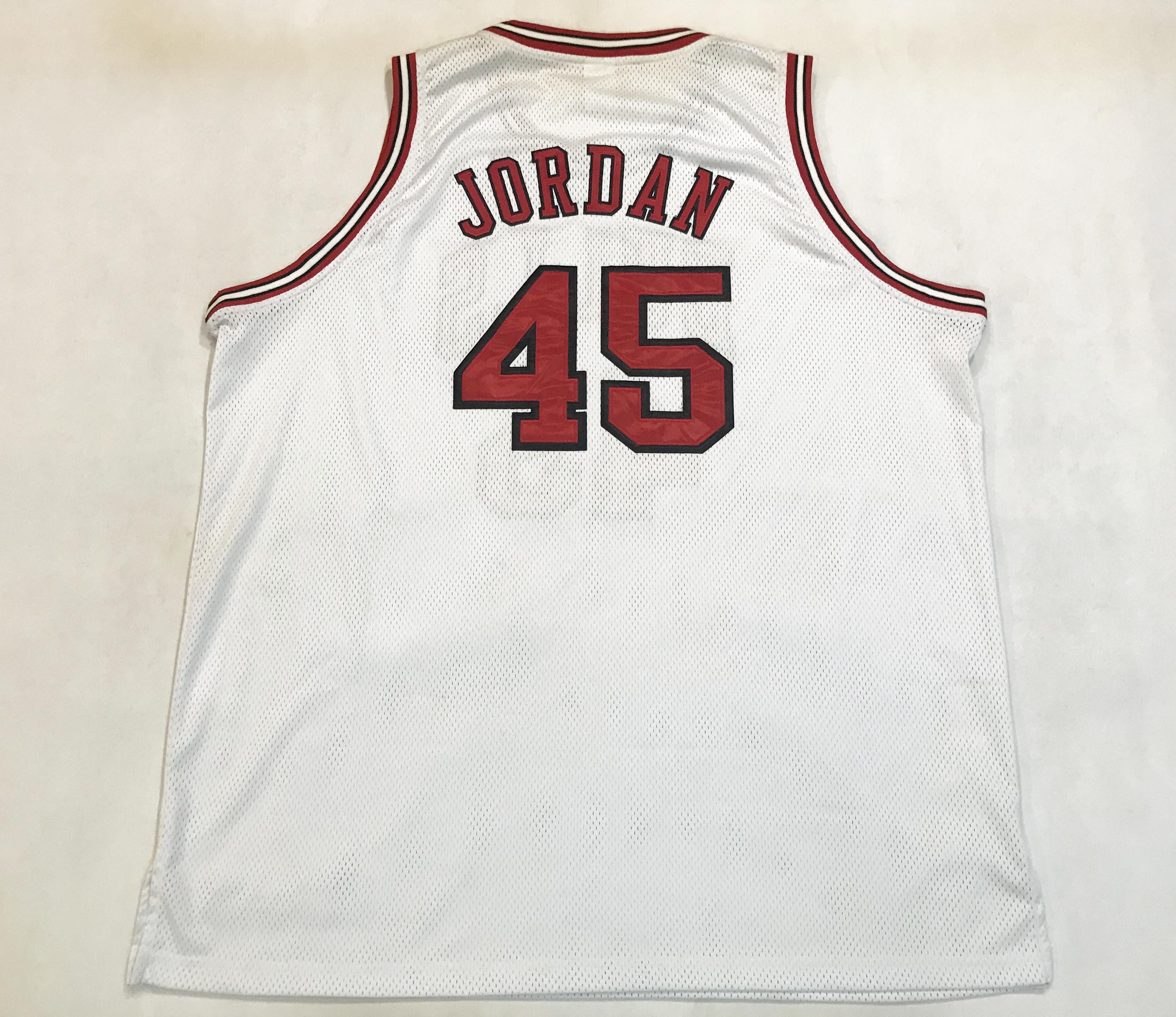 Nike Nike Authentic NBA Chicago Bulls MICHAEL JORDAN #45 Jersey Size US XXL / EU 58 / 5 - 5 Thumbnail