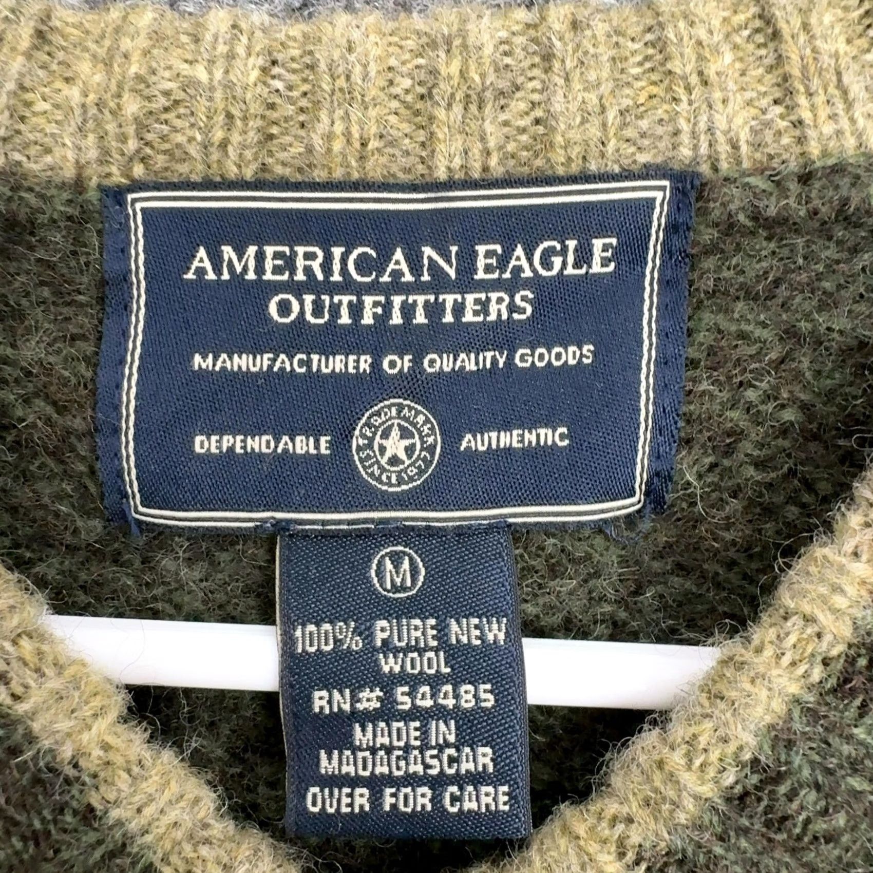 American Eagle Outfitters VINTAGE American Eagle Sweater Mens M Green Striped Wool V-Neck Pullover Preppy Size US M / EU 48-50 / 2 - 3 Thumbnail