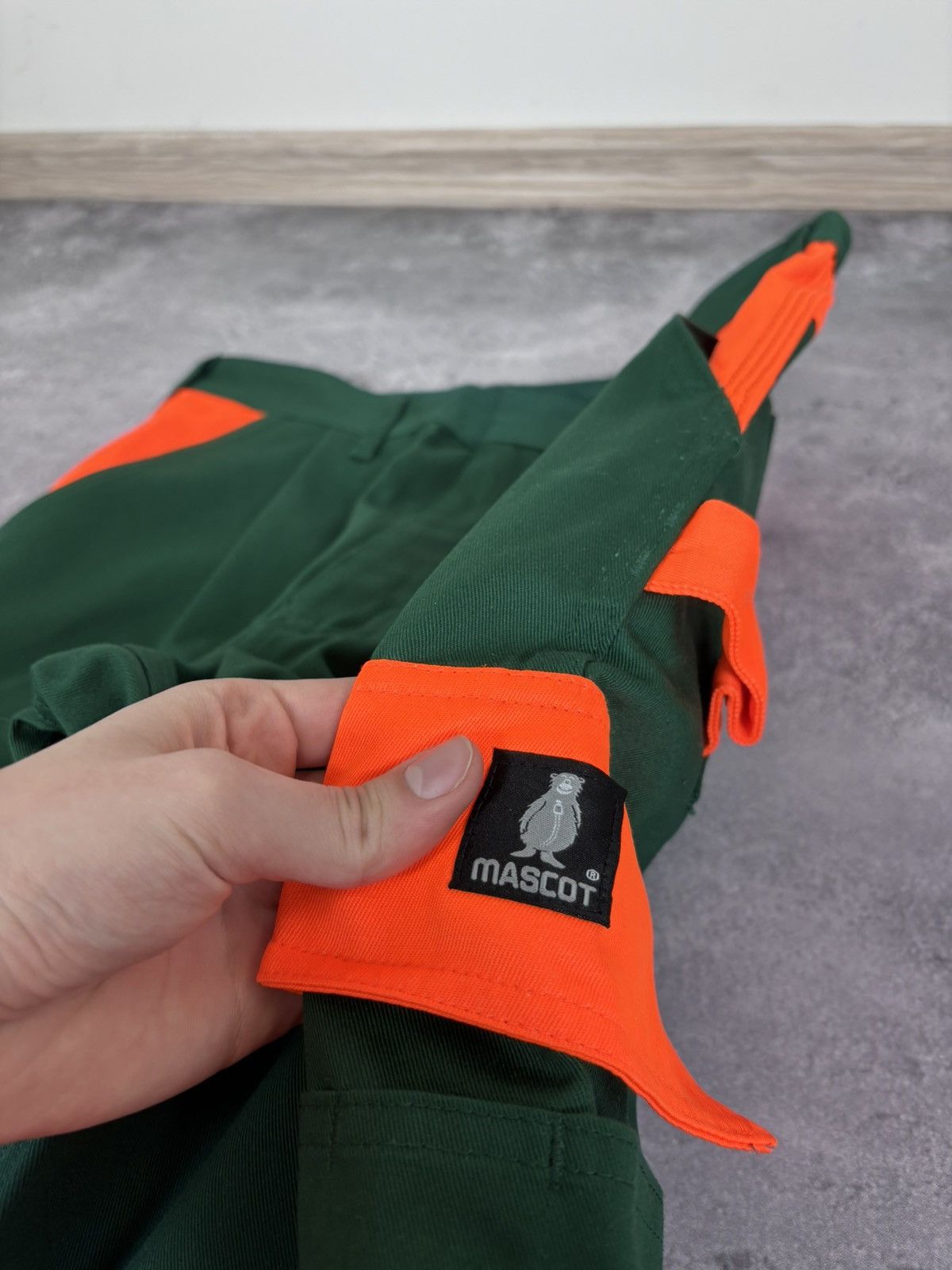 Other Mascot Men’s NEW Reflective Green/Orange Safety Work Pants Size US 32 / EU 48 - 5 Thumbnail