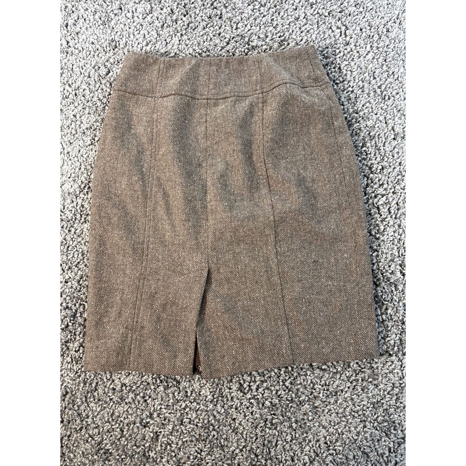 Banana Republic VINTAGE Banana Republic Wool Skirt Womens 0 Herringbone Brown Pencil 90s Brown Womens 0 Vintage 90s Skirt Women Mens Girls? Size 25" / US 0 / IT 36 - 6 Thumbnail