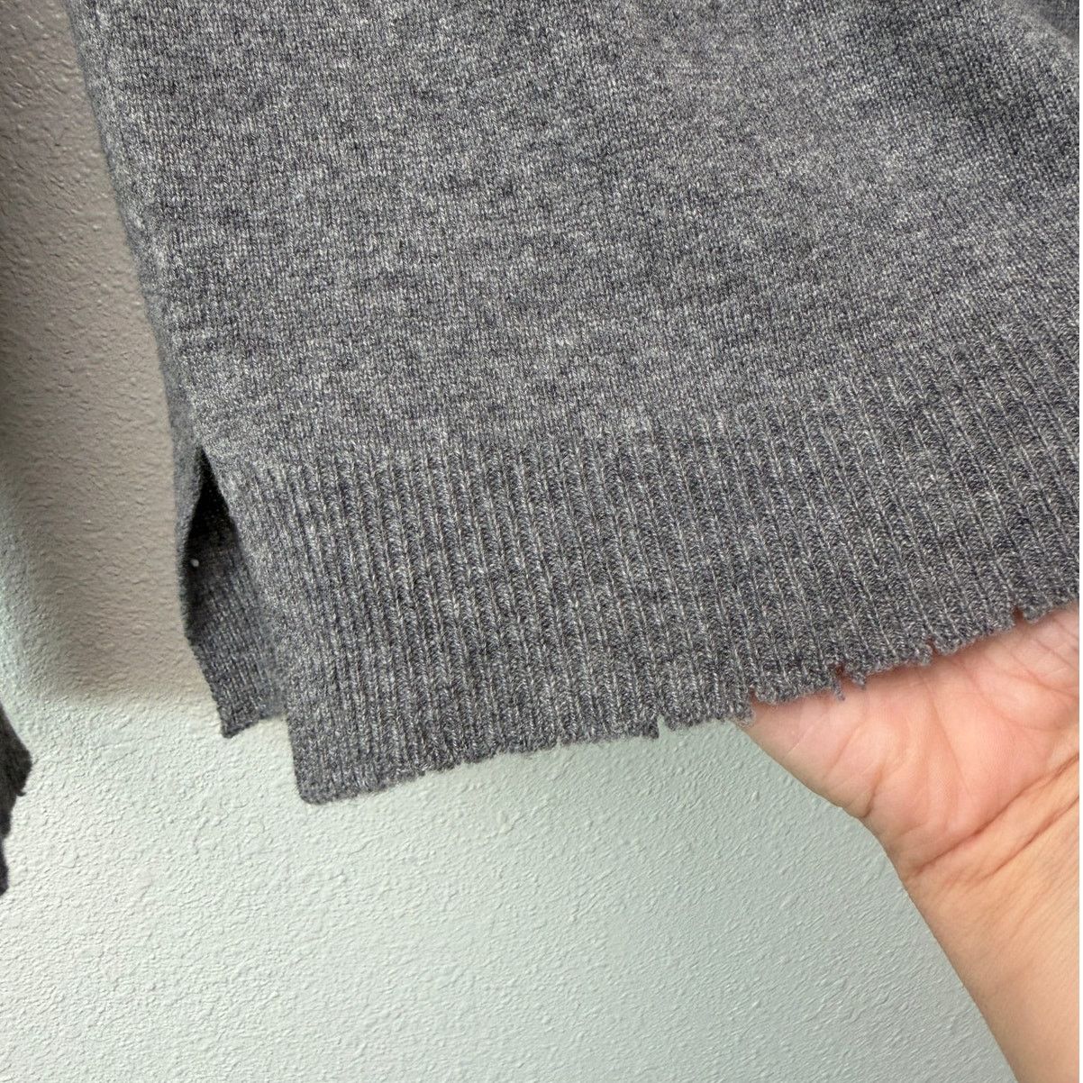 Other Artelier Nicole Miller Cashmere Eye Sweater Women P Gray Size S / US 4 / IT 40 - 7 Thumbnail