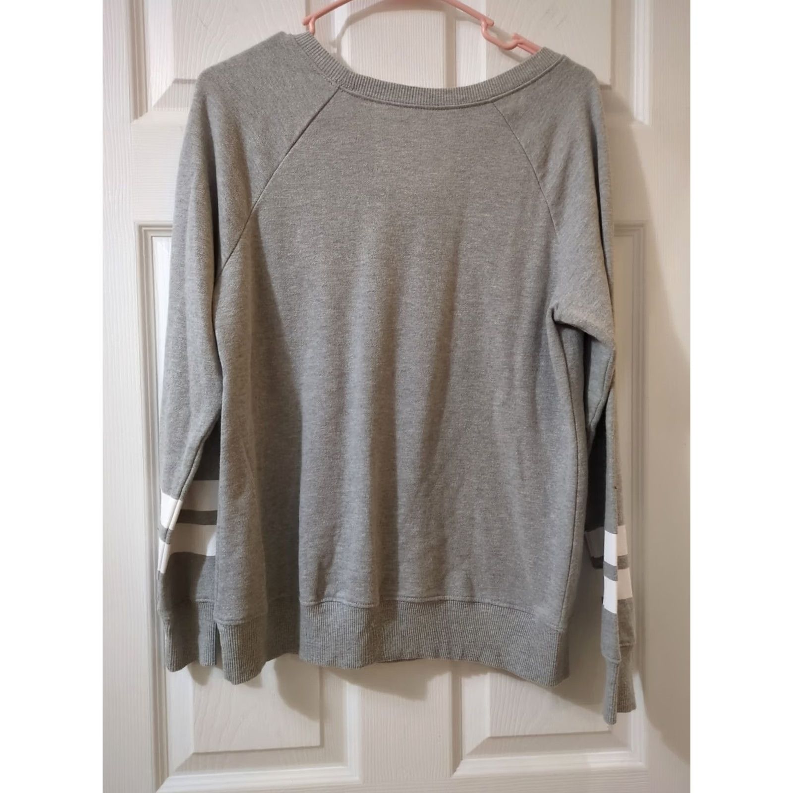 Disney Disney Sweatshirt Mickey Mouse And Friends Print Heather Gray Size M Womens Pullover Sweatshirt Activewear Gray M Size M / US 6-8 / IT 42-44 - 5 Thumbnail