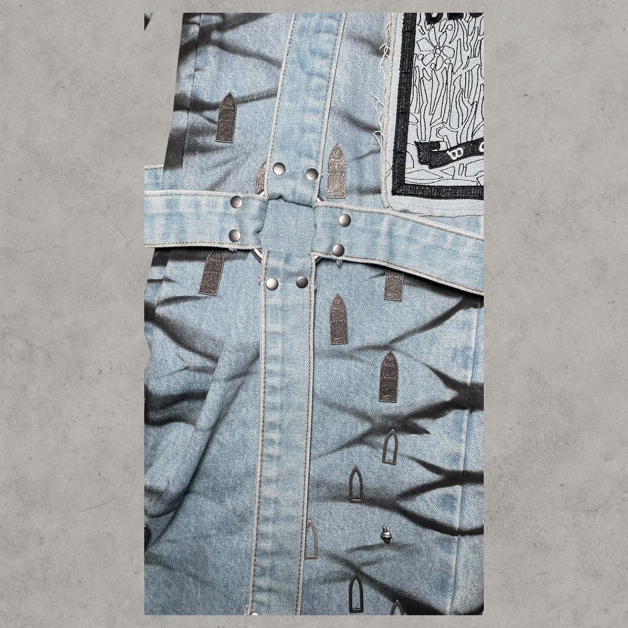 Who Decides War Who Decides War Graffiti Bondage Strap Wide Leg Jeans Sz 26 Size US 30 / EU 46 - 4 Thumbnail