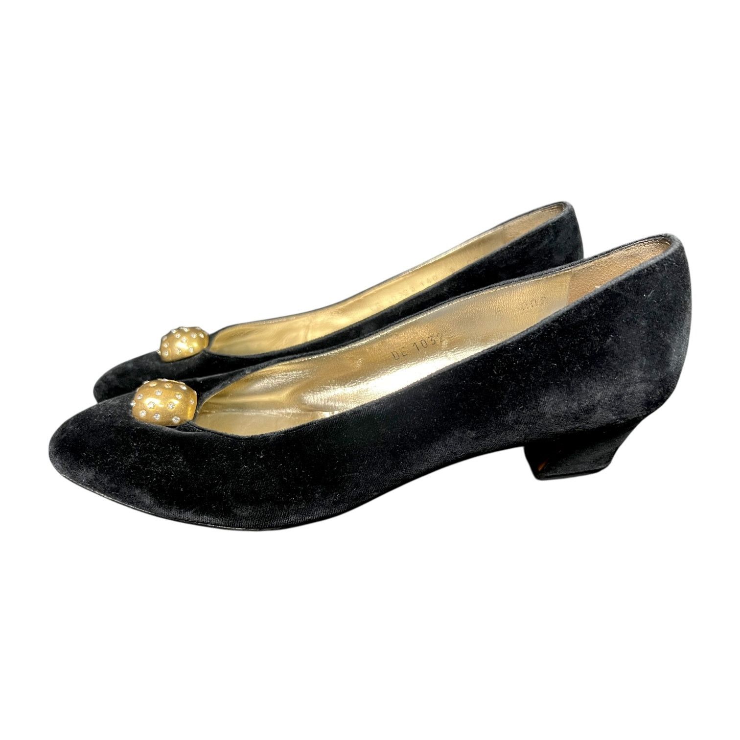 Salvatore Ferragamo Vtg Salvatore Ferragamo US9 Black Velvet Kitten Heel Pumps Size US 9 / IT 39 - 3 Thumbnail