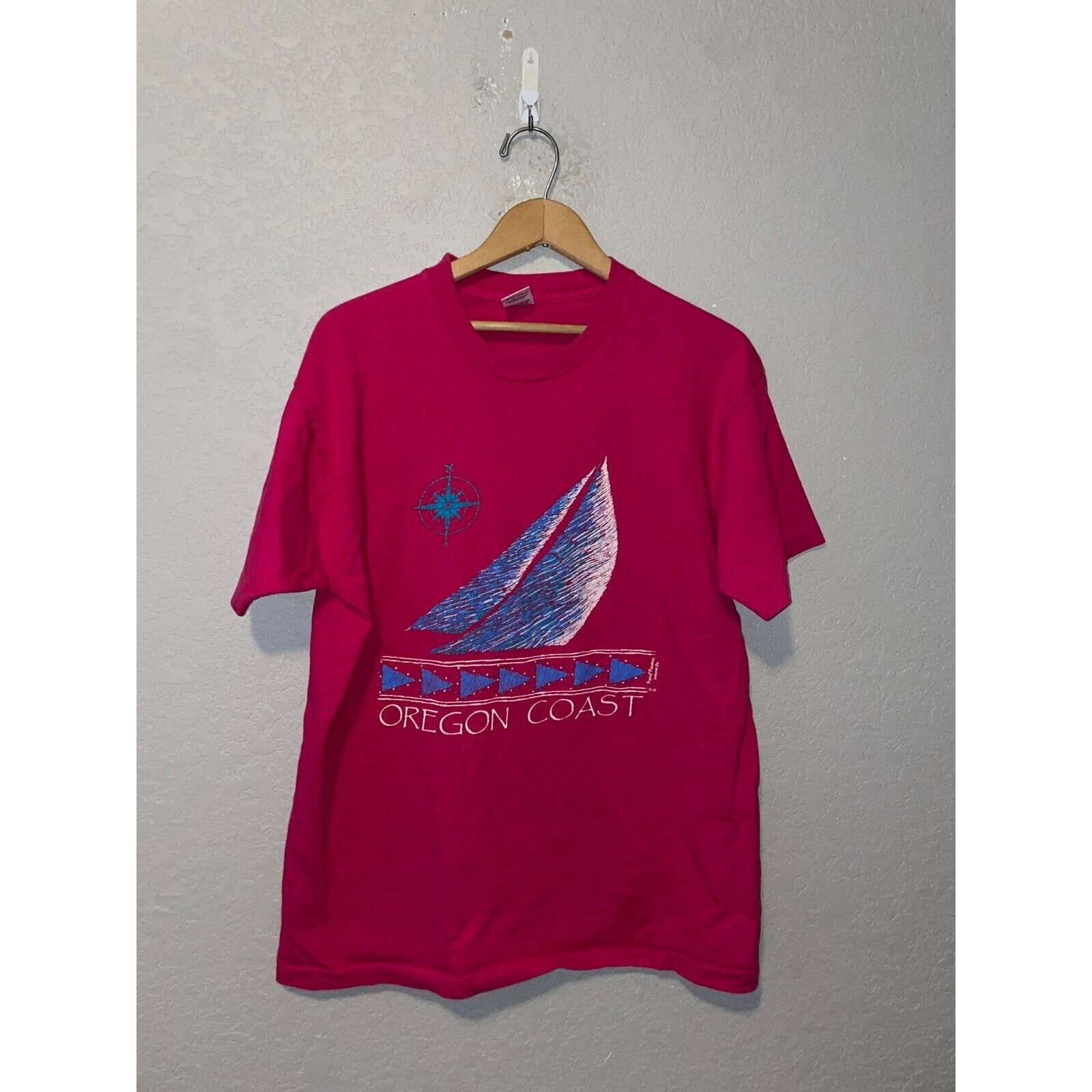 Fruit Of The Loom Vintage Oregon Coast Shirt Sailboat Sail Boat Pink Tee 90s X Size US XL / EU 56 / 4 - 1 Thumbnail