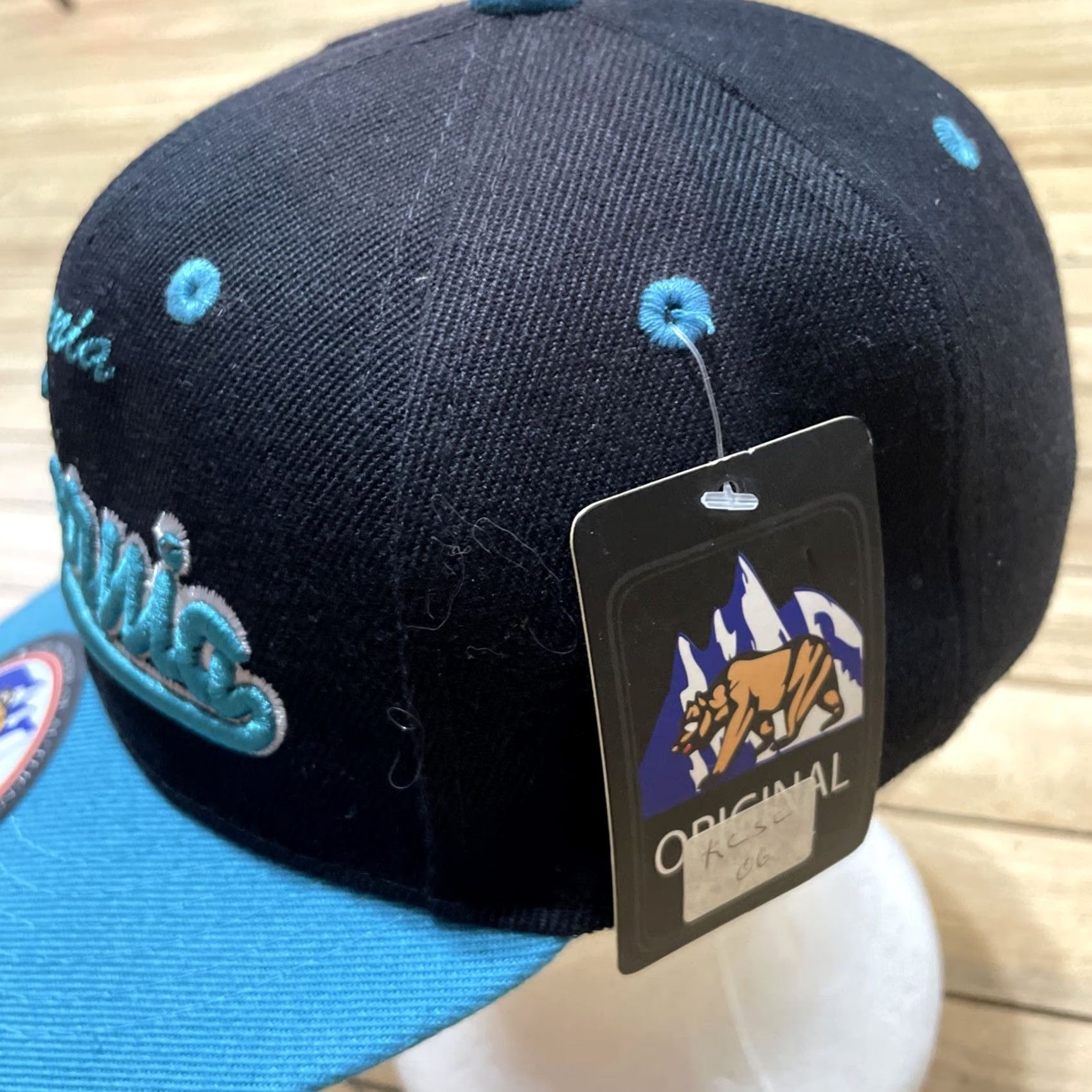 Vintage VINTAGE California Black Blue Teal Adjustable Hat Men XS Streetwear Cap Adjustable NEW Size ONE SIZE - 3 Thumbnail