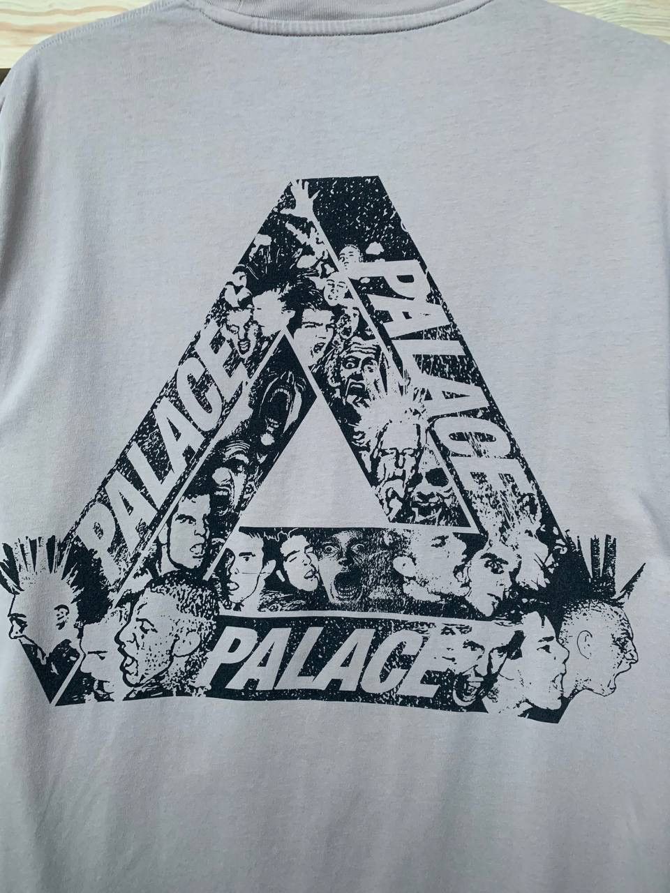 Palace Palace Tri Heads T-Shirt - L Size US L / EU 52-54 / 3 - 2 Thumbnail