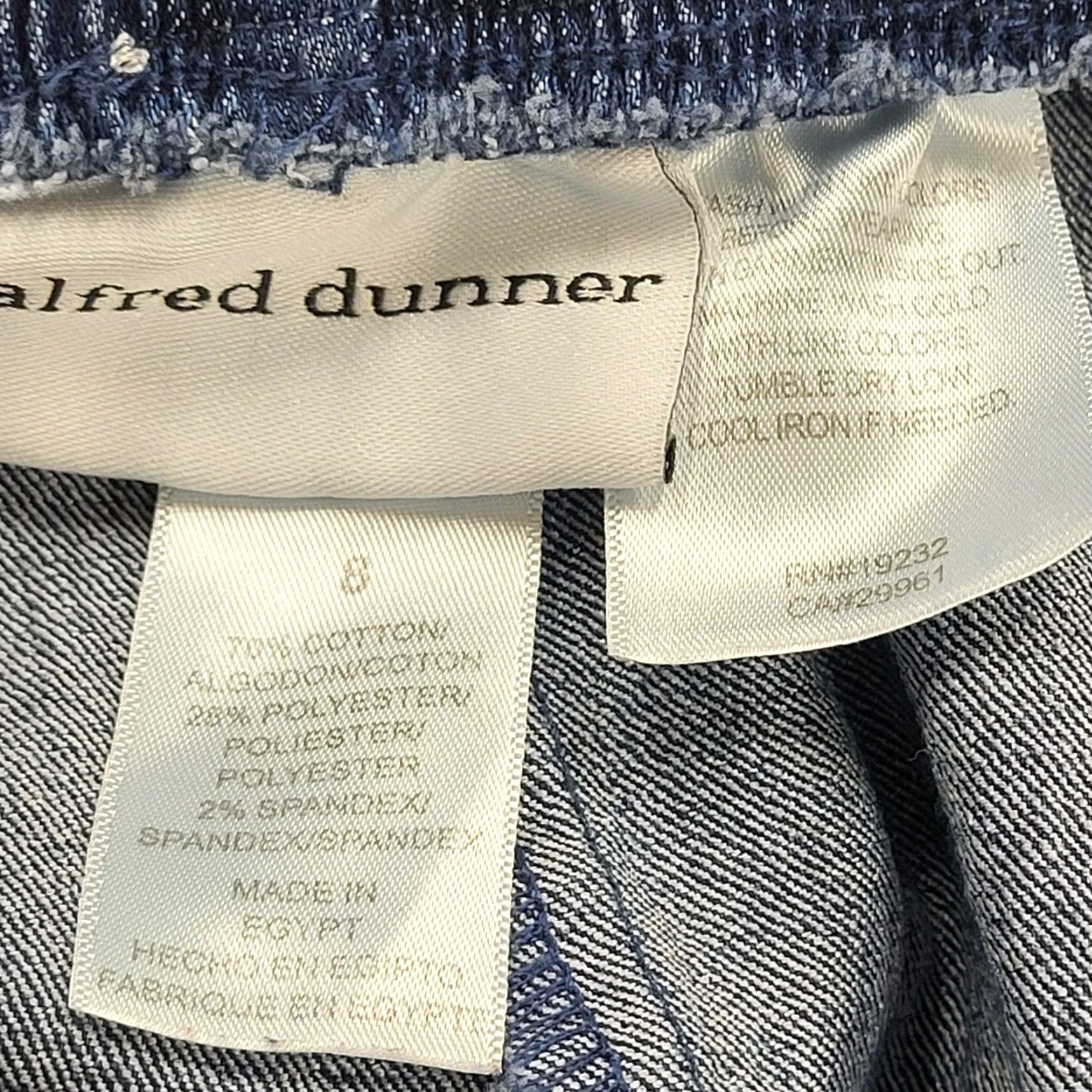 Vintage Alfred Dunner Capri Womens 8 Blue Denim Crop Embroidery Daisy Elastic Waist Capris Floral Bohemian Straight Leg Womens Size ONE SIZE - 3 Thumbnail