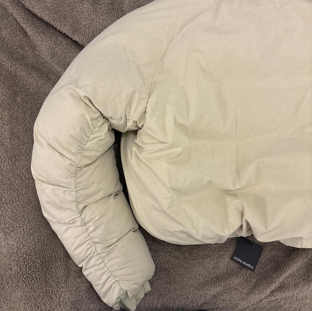 Entire Studios Entire Studios PILLOW BOMBER OFF WHITE UNISEX Size US S / EU 44-46 / 1 - 6 Thumbnail