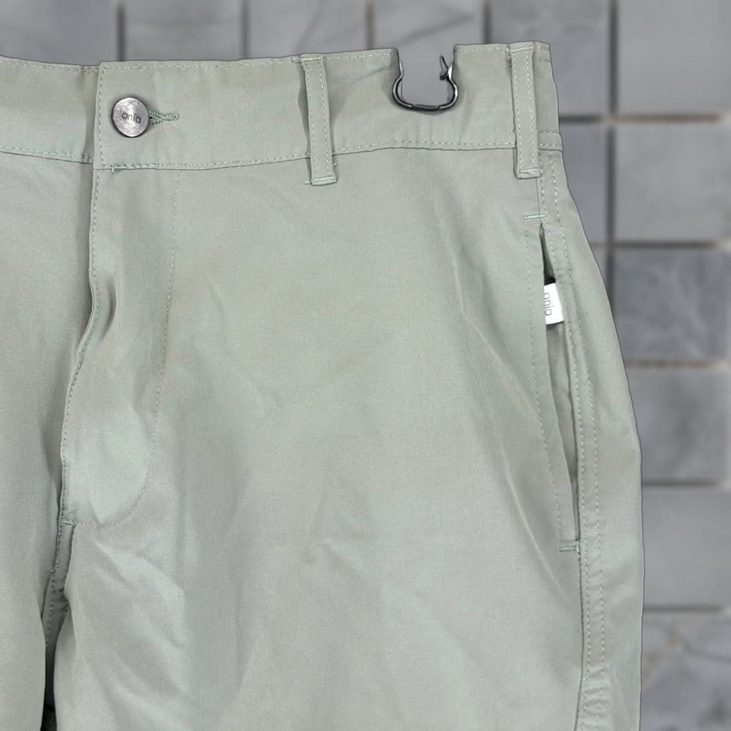 Onia Onia Mens Sage Green Hybrid Shorts Size S Inseam 5in Quick Dry Stretch Beach Casual Travel Size US 30 / EU 46 - 1 Thumbnail