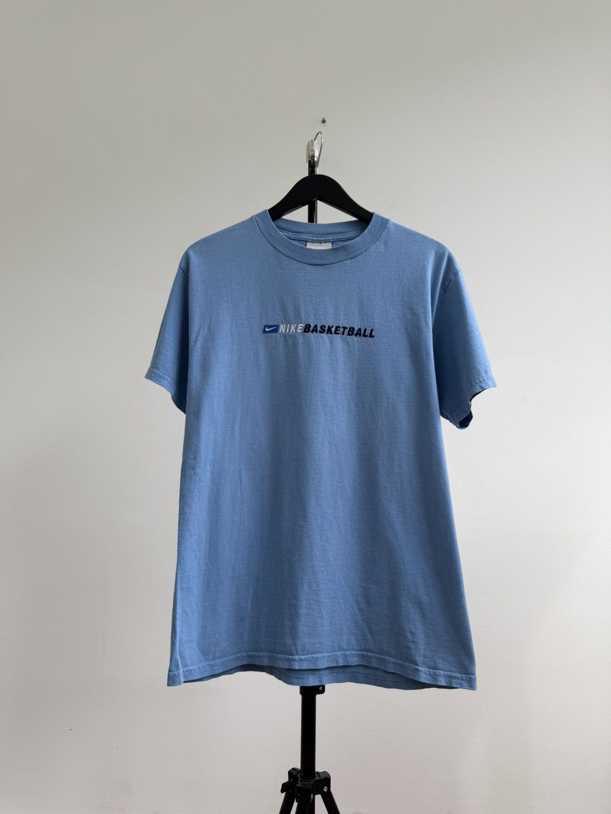 Nike Vintage Nike Basketball 90s Rare Hype T-Shirt Size US M / EU 48-50 / 2 - 4 Thumbnail
