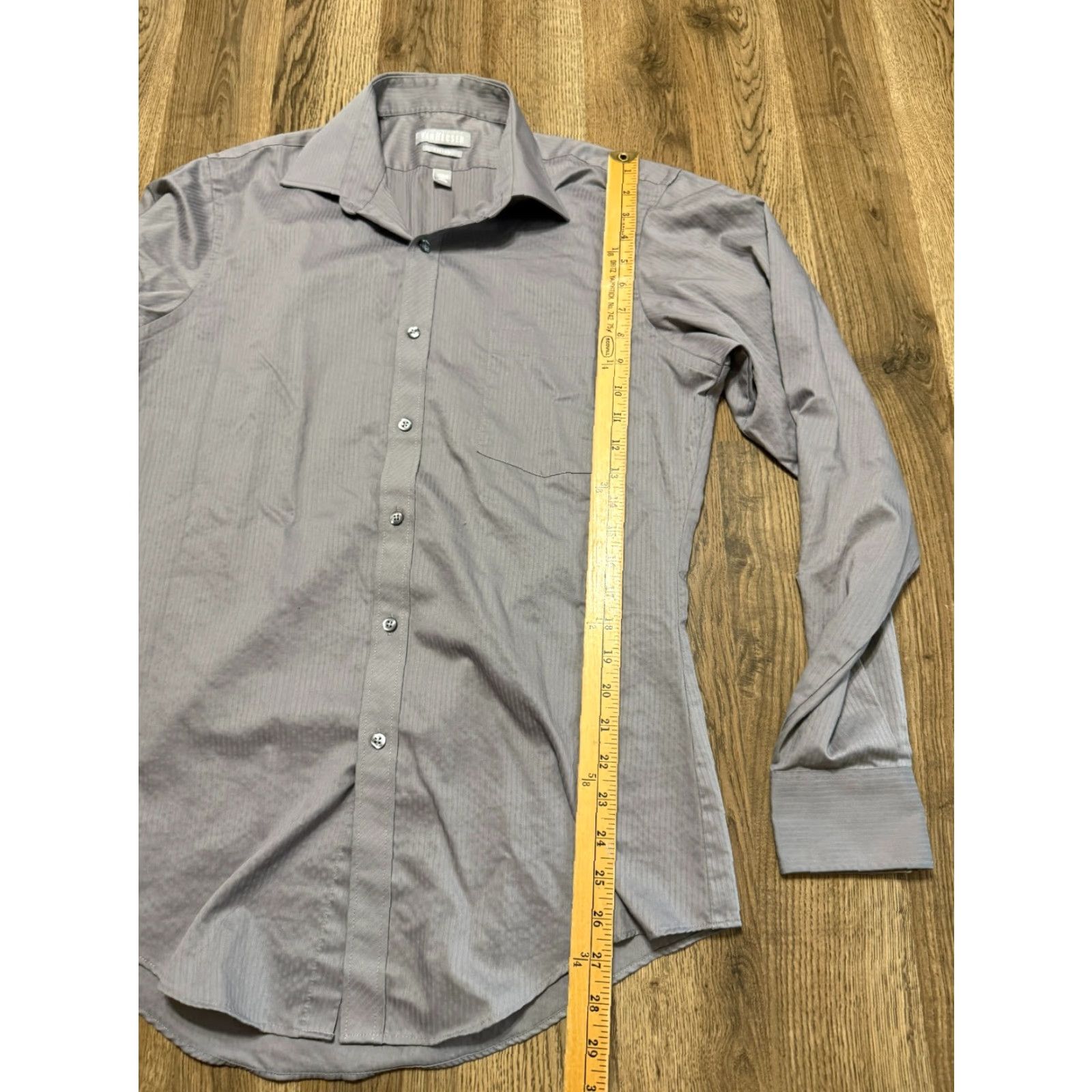 Van Heusen Van Heusen Shirt Mens Size 15.5 34/35 Grey Long Sleeve Button Up Fitted Regular Clothing Shirt Size US L / EU 52-54 / 3 - 7 Thumbnail