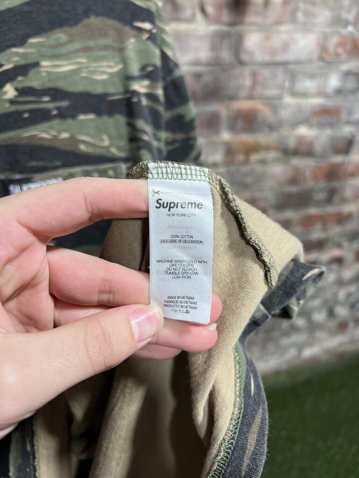 Supreme Supreme Camo Tee Sz. L Size ONE SIZE - 5 Thumbnail