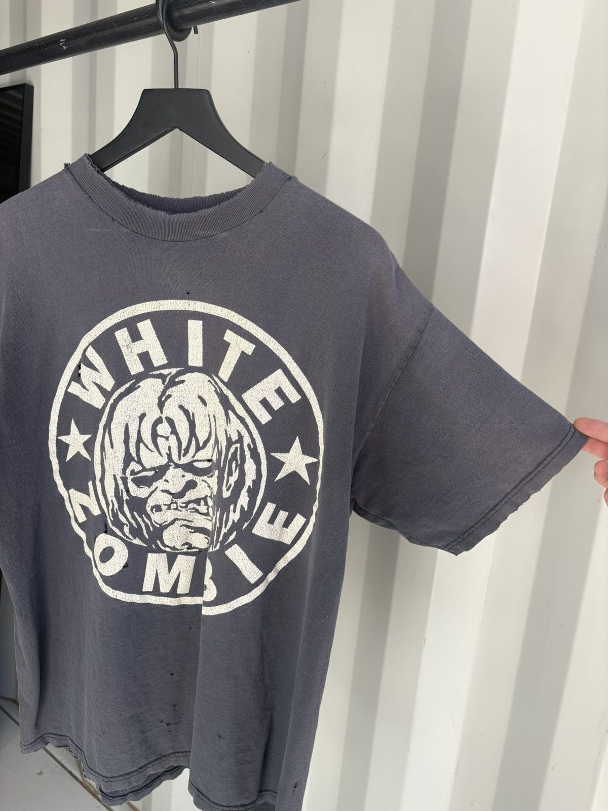 Band Tees Vintage White Zombie Distressed Faded Shirt Grunge Band Size US XL / EU 56 / 4 - 2 Thumbnail