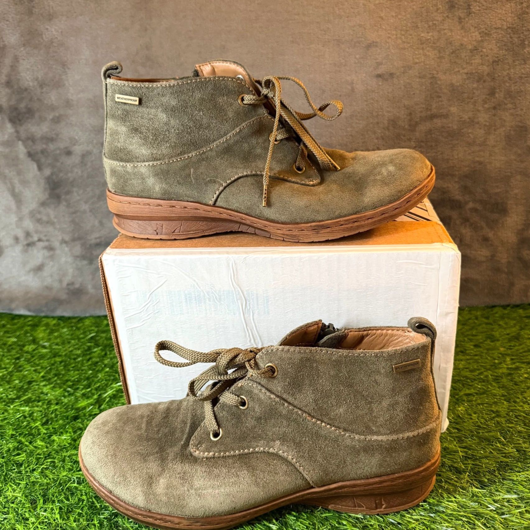 Vintage Comfortiva Align Olive Green Suede Weatherproof Ankle Boots Side Zip Womens 7M Size US 7 / IT 37 - 2 Thumbnail