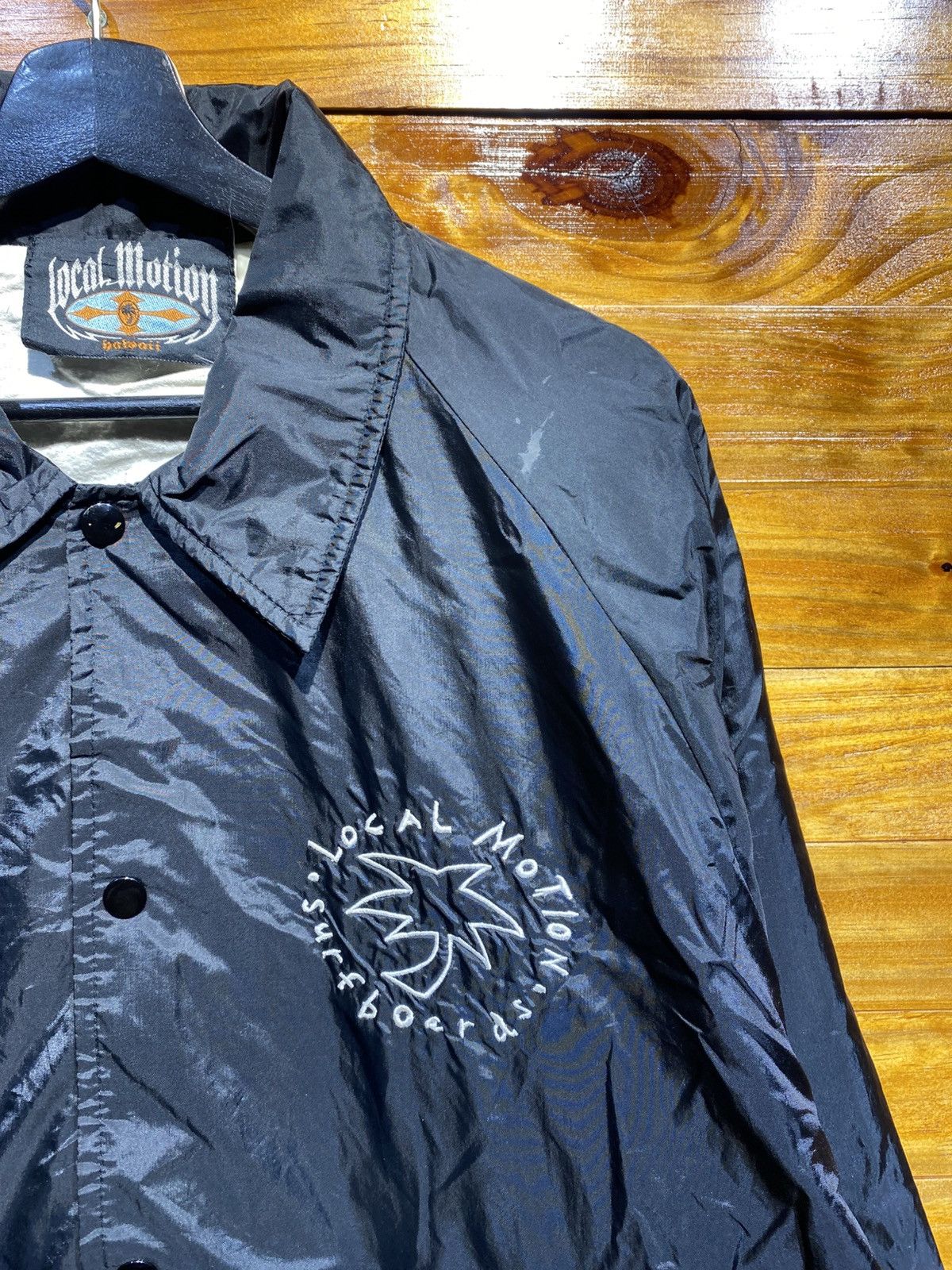 Vintage Vintage Local Motion Hawaii Surfboard Design Black Jacket Size US L / EU 52-54 / 3 - 7 Thumbnail