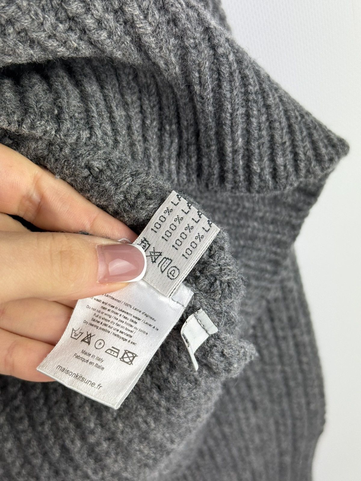 Maison Kitsune Maison Kitsune Ladies Wool Knitted Sweater Pullover Size M Size M / US 6-8 / IT 42-44 - 11 Thumbnail