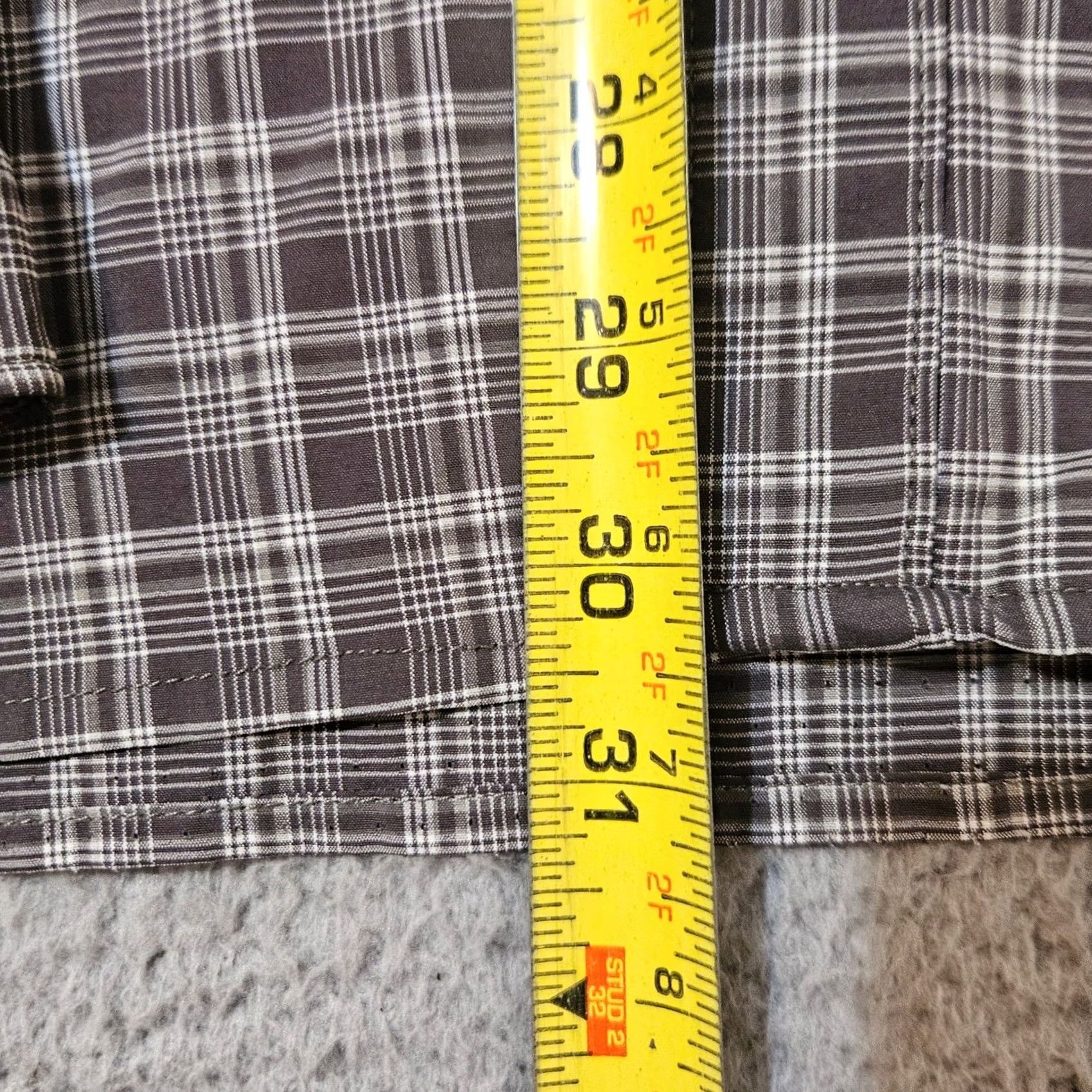 Vintage Huk Mens Iron Brown Lightweight Vented Performance LS Fishing Shirt XL Brown Plaid Long Sleeve Mens XL Size US XL / EU 56 / 4 - 5 Thumbnail