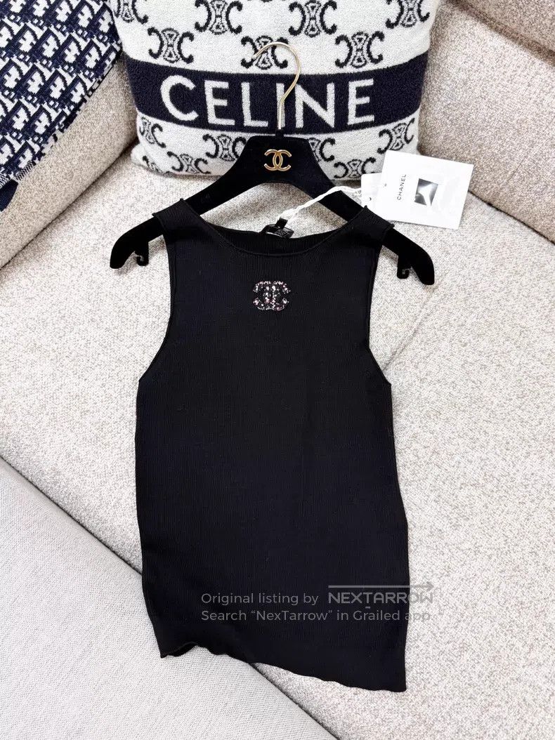 Chanel Chanel Coarse tweed double C big logo knitted vest Size XS / US 0-2 / IT 36-38 - 1 Thumbnail