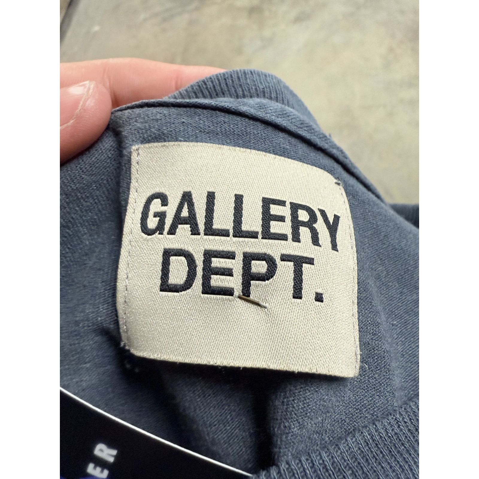 Gallery Dept. Gallery Dept Tee Cosmic 2 Large Used Size US L / EU 52-54 / 3 - 3 Thumbnail