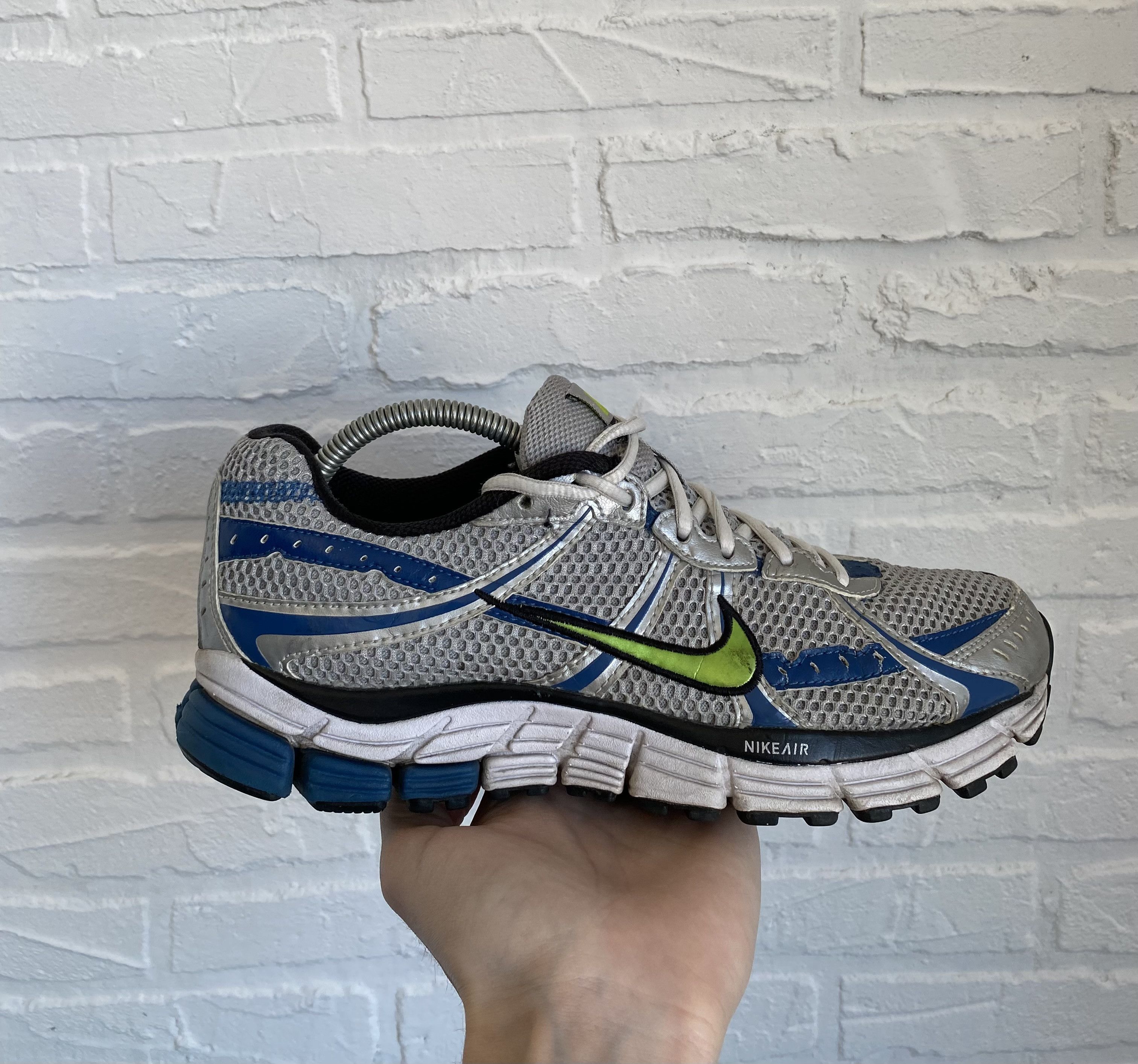 image of 2008 Nike Pegasus 25 Bowerman Sneakers in Blue Silver, Men's (Size 8.5)