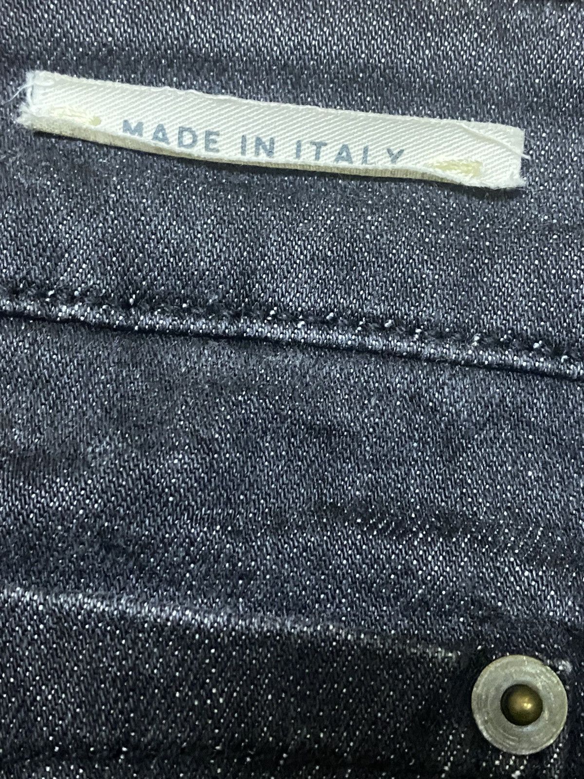 Japanese Brand Vintage Japanese Brand Faded Wash Loose Jeans Size US 33 - 13 Thumbnail