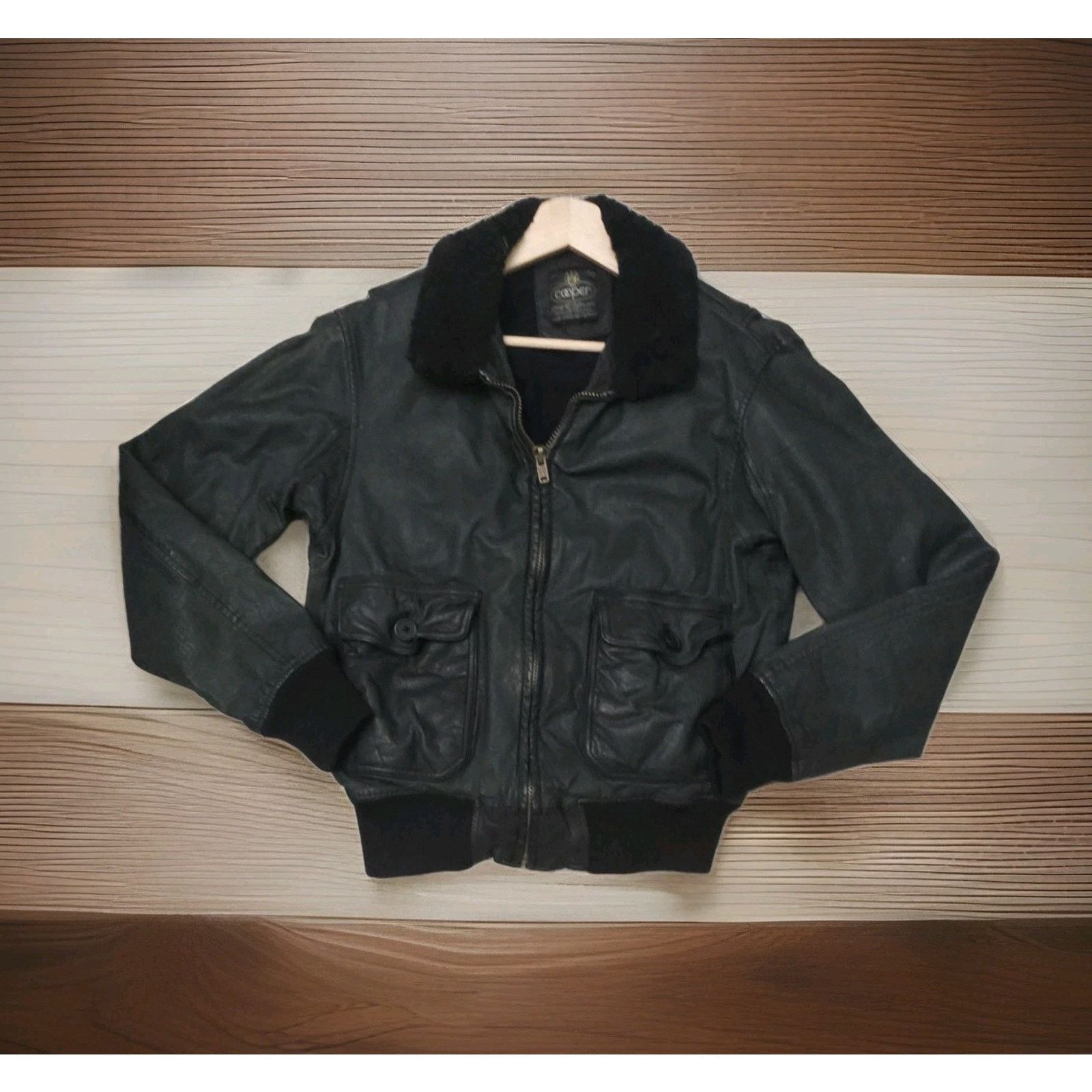Cooper Vintage Cooper Leather Bomber 40 Black Fur Collar Sherpa Size US XXS / EU 40 - 3 Thumbnail