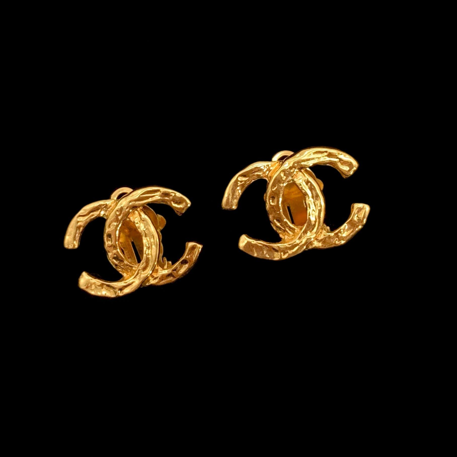 Chanel Chanel Comark Lava Brooch Pm 93A Size ONE SIZE - 1 Thumbnail
